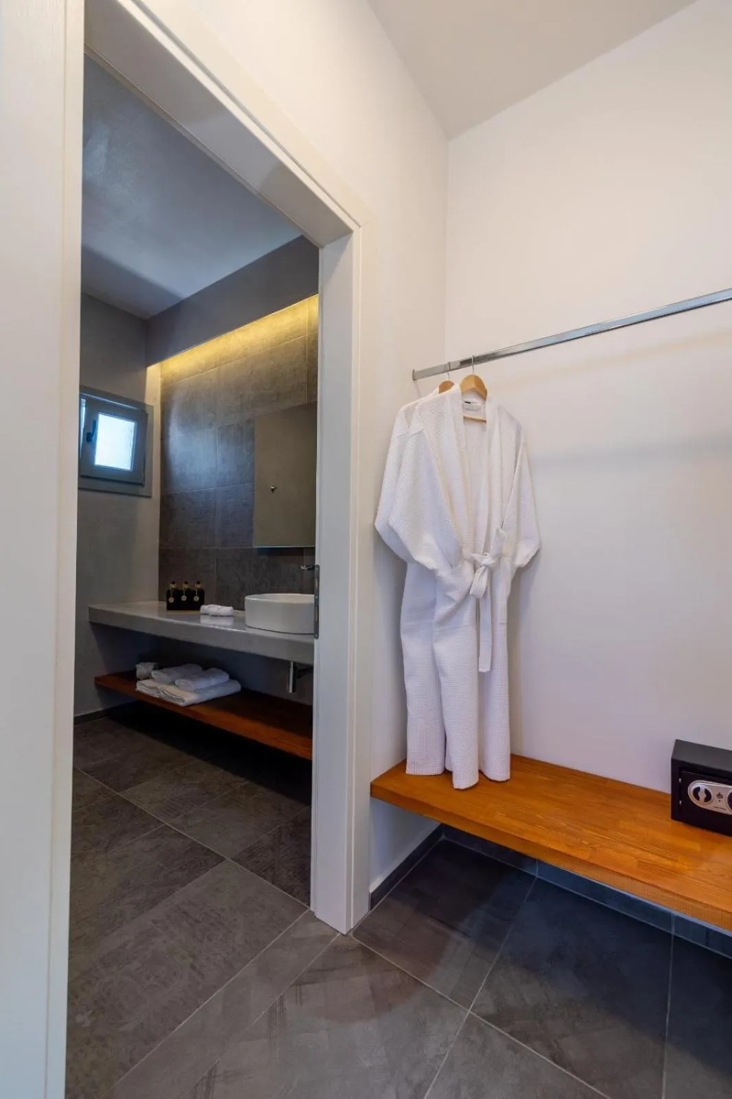 Bonsai Luxury Suites