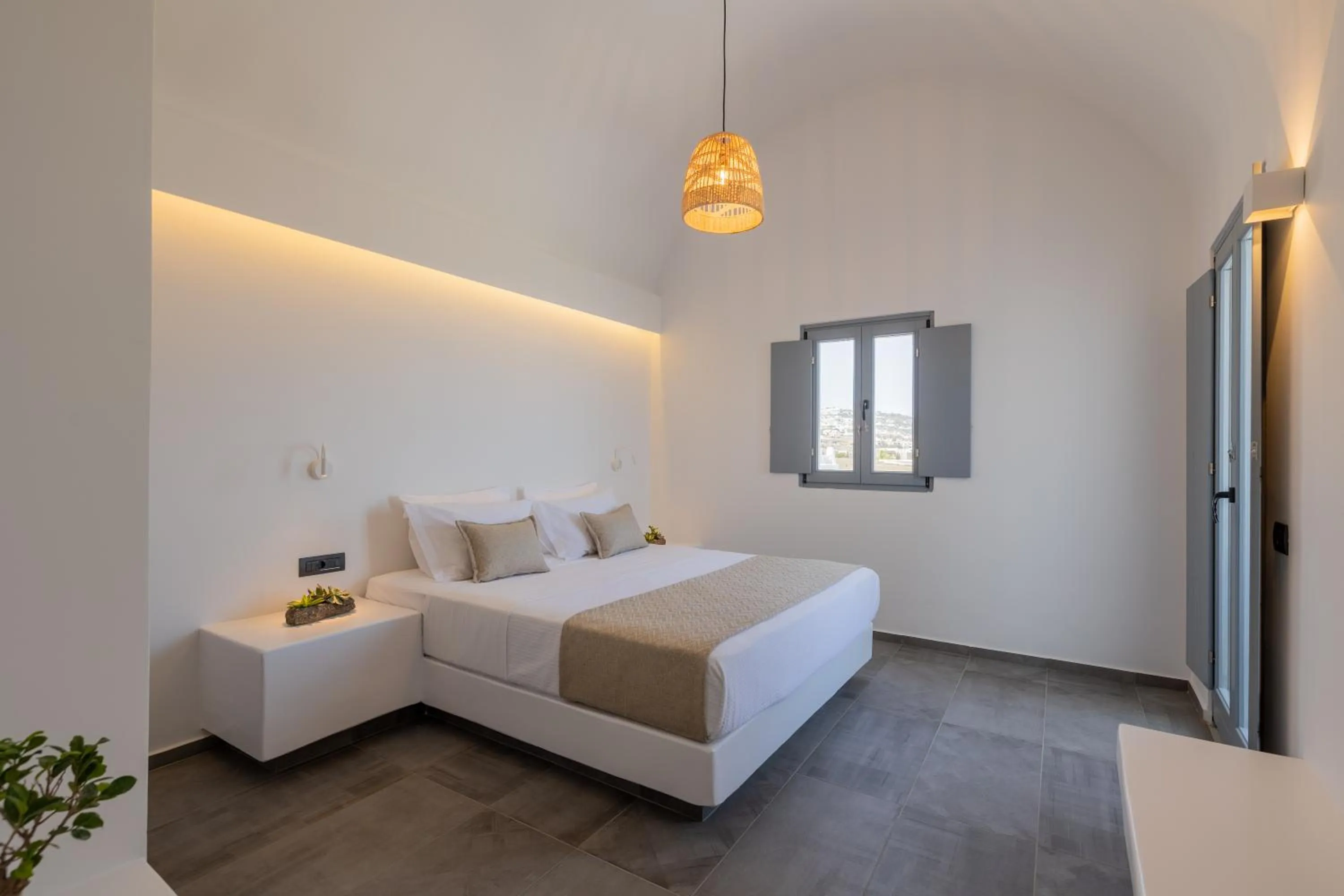 Bedroom, Bed in Bonsai Luxury Suites