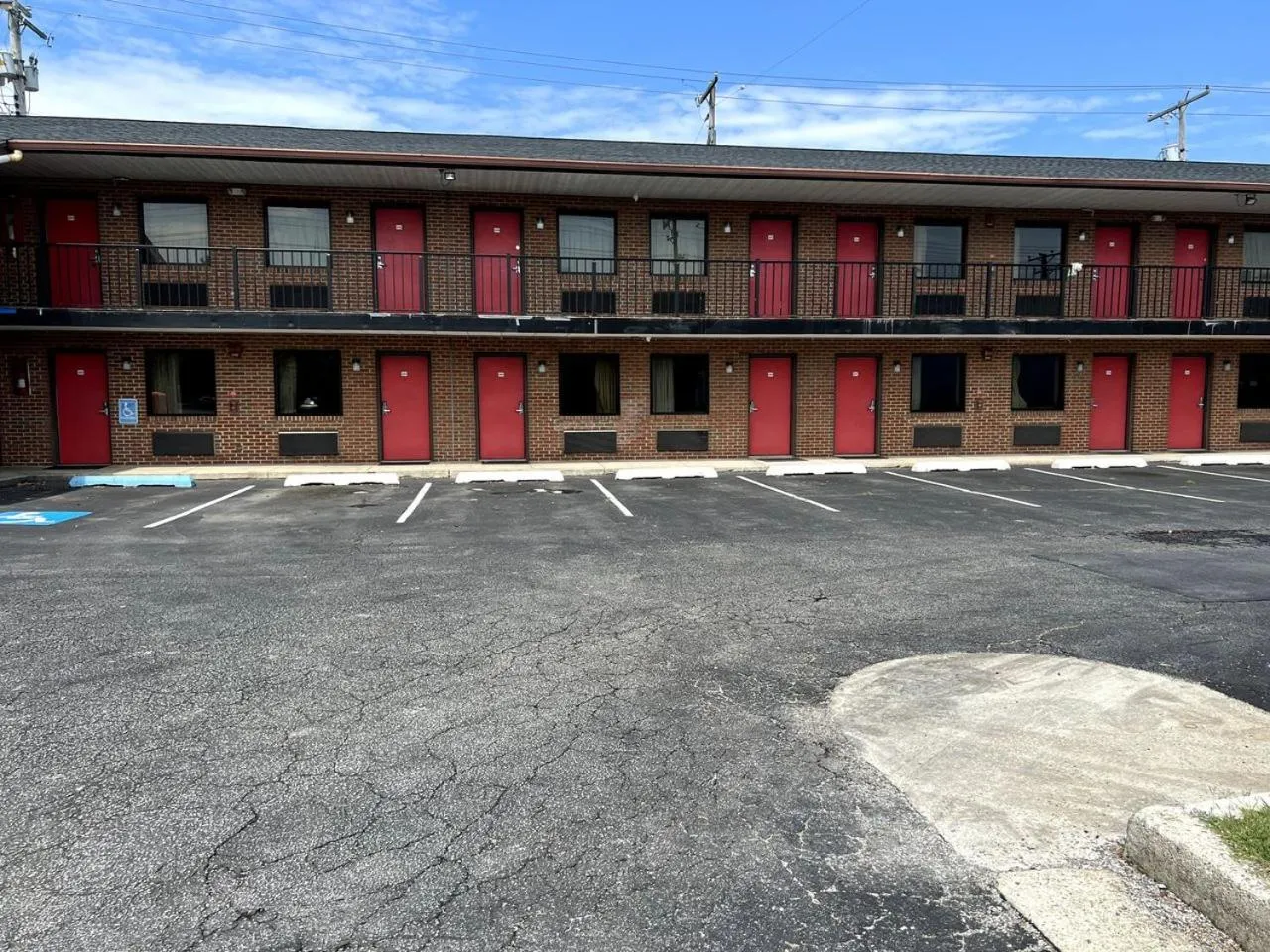 Property building in Budget Plaza Motel
