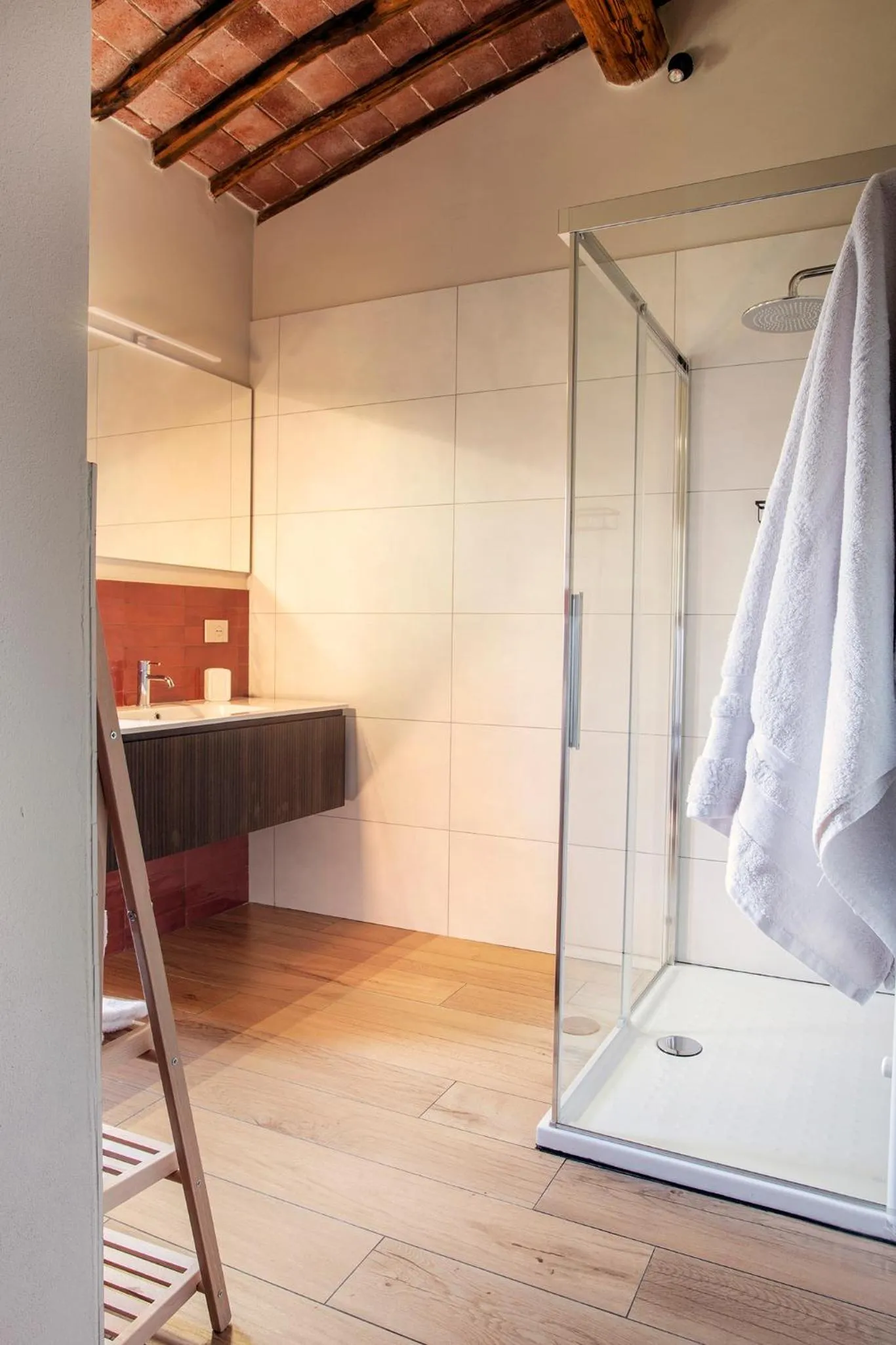 Shower in La Corte del Chianti Classico