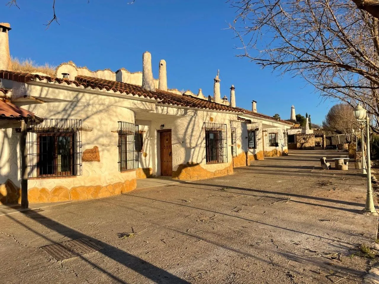 Facade/entrance in Cuevas El Atochal Orígenes