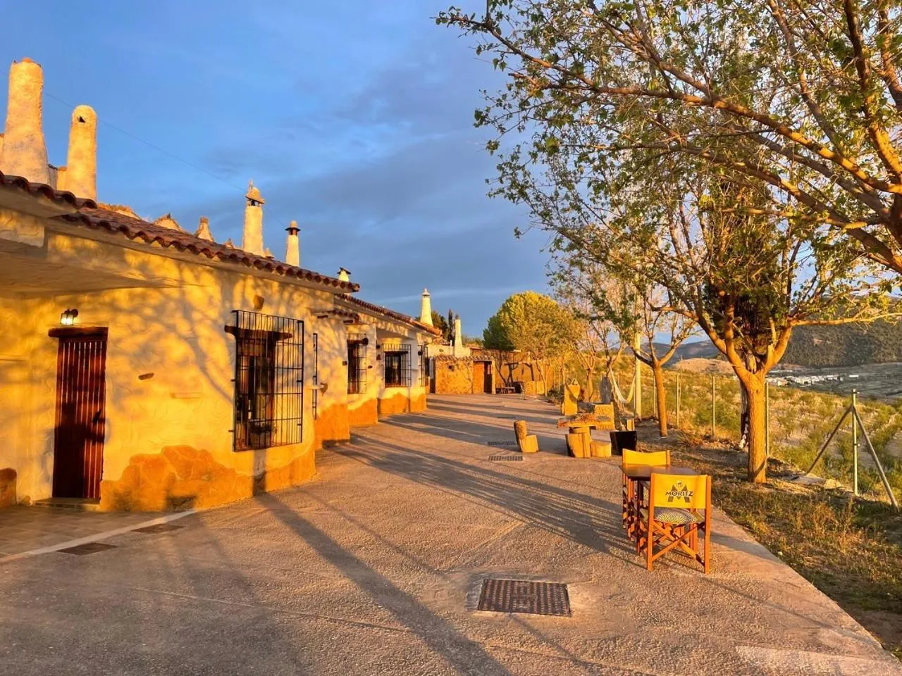 Property building in Cuevas El Atochal Orígenes