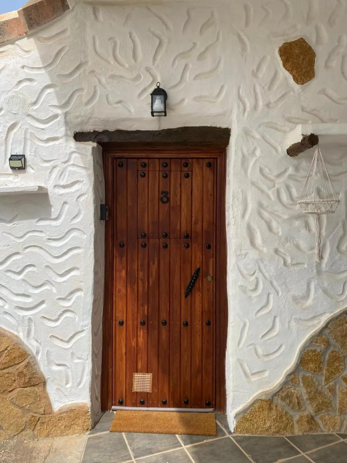 Facade/entrance in Cuevas El Atochal Orígenes