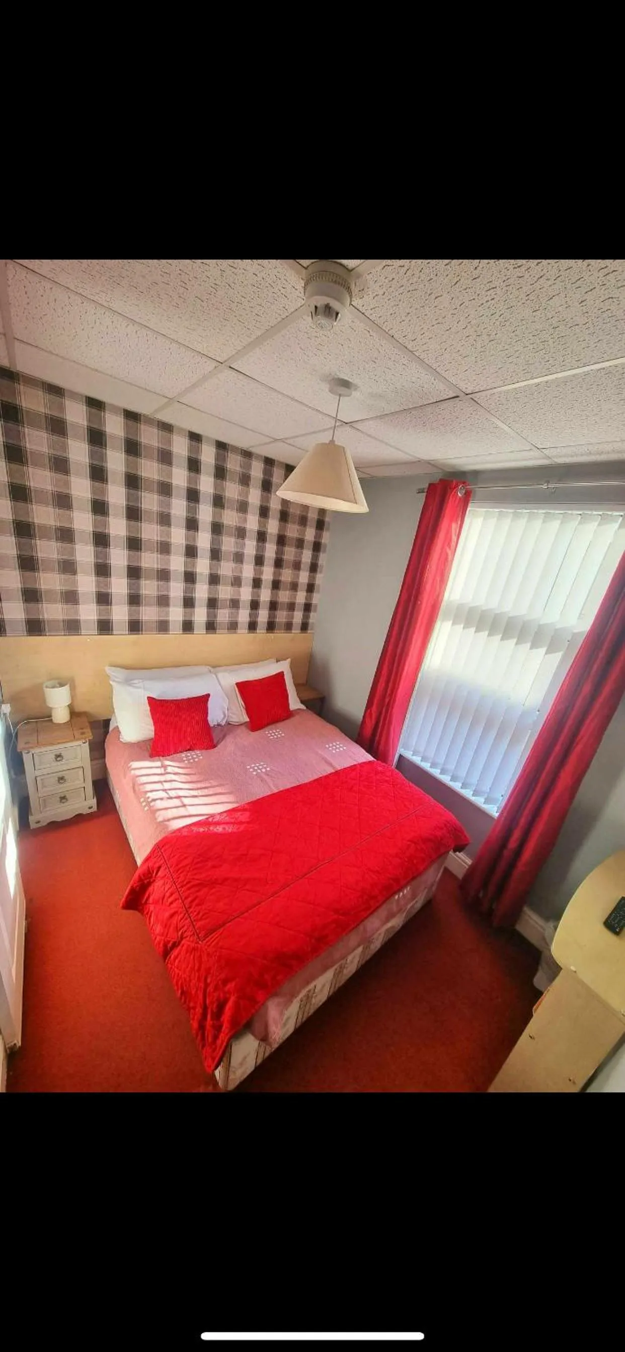 Bed in The Montclair