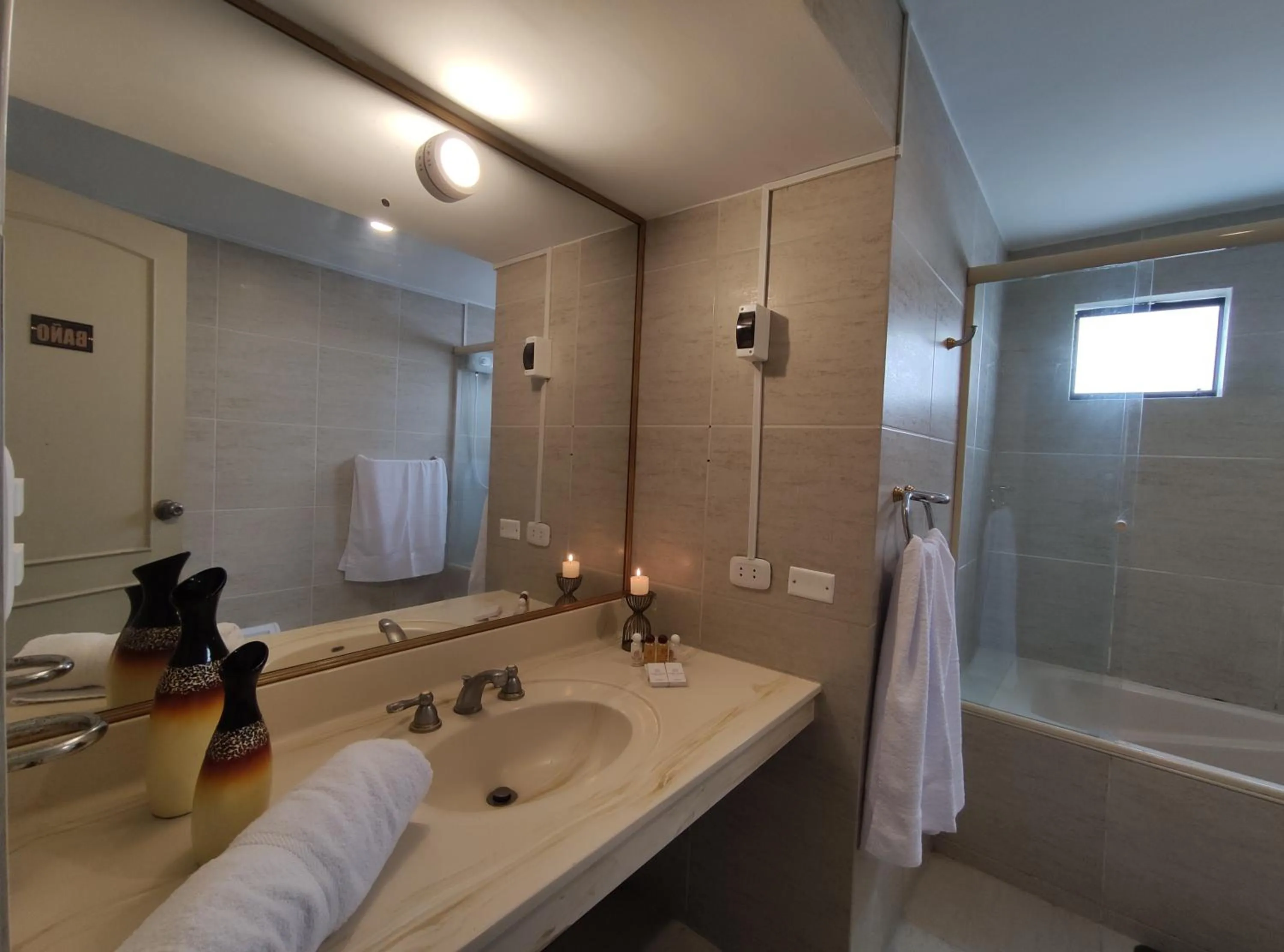 Bathroom in Inti Llaqta Hotel & Suites