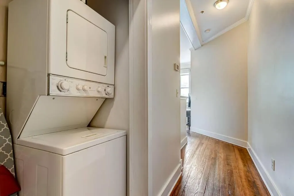 Loft steps from City Hall and River Street