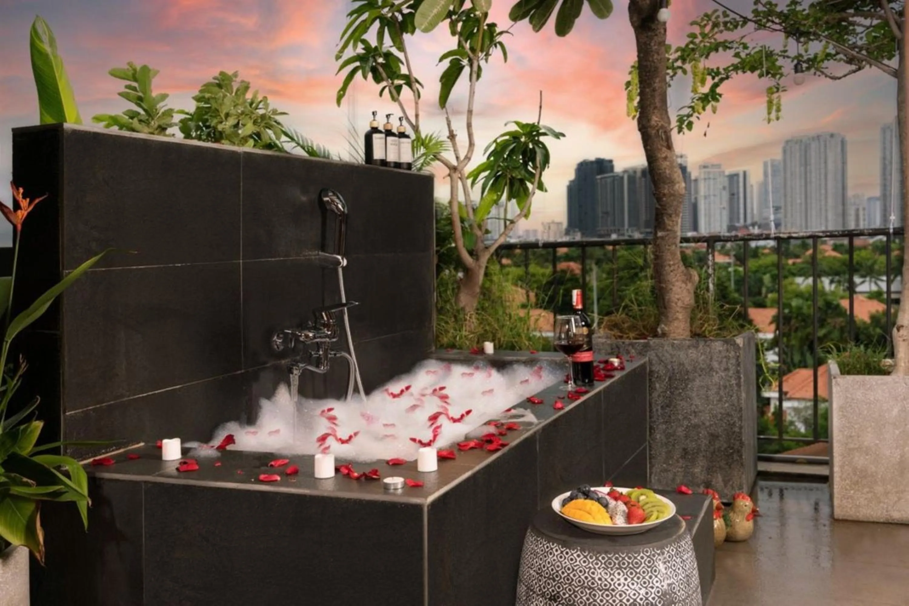 Bathroom in Nexus House Lang Bao Chi