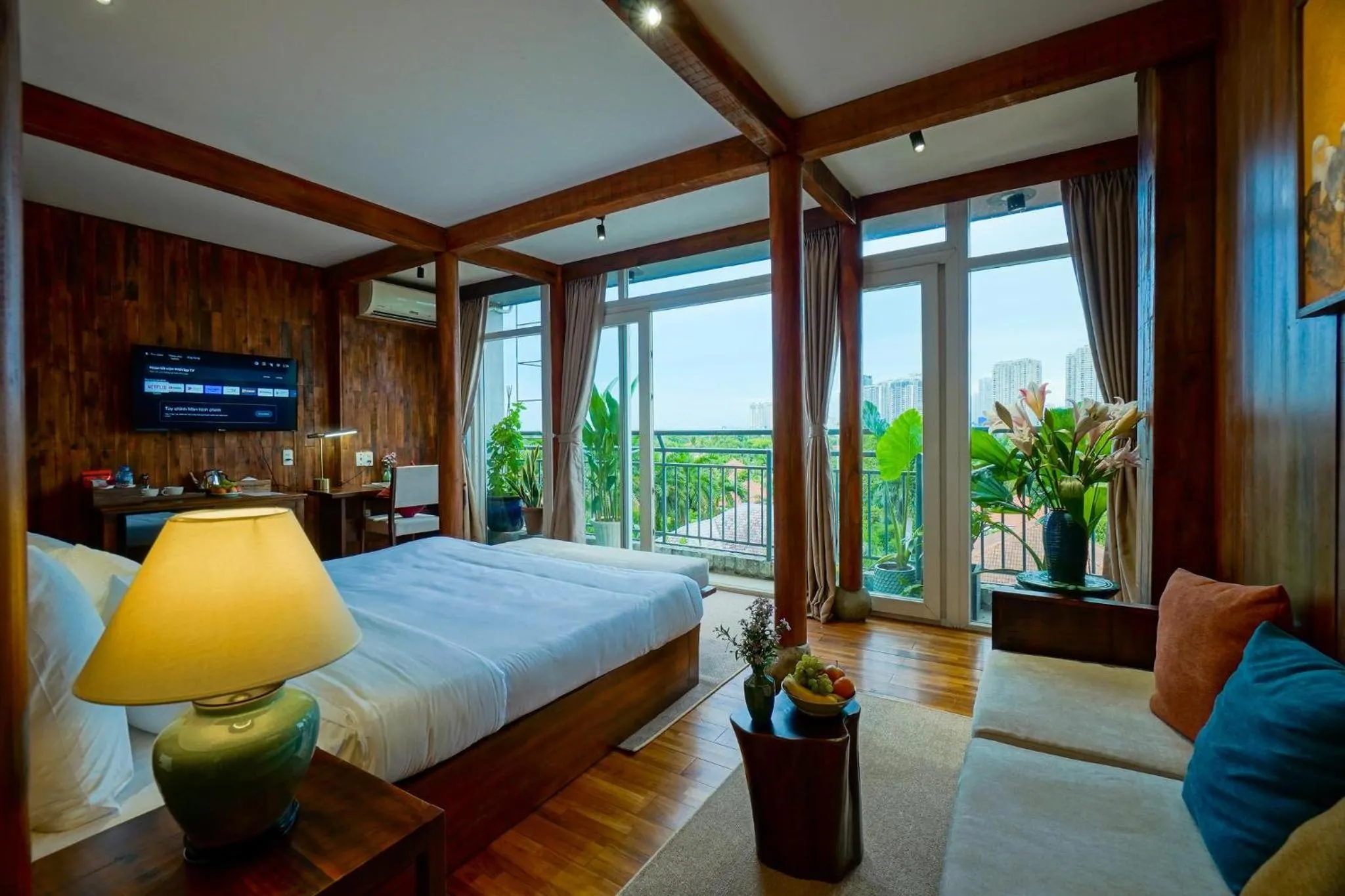 Bed in Nexus House Lang Bao Chi