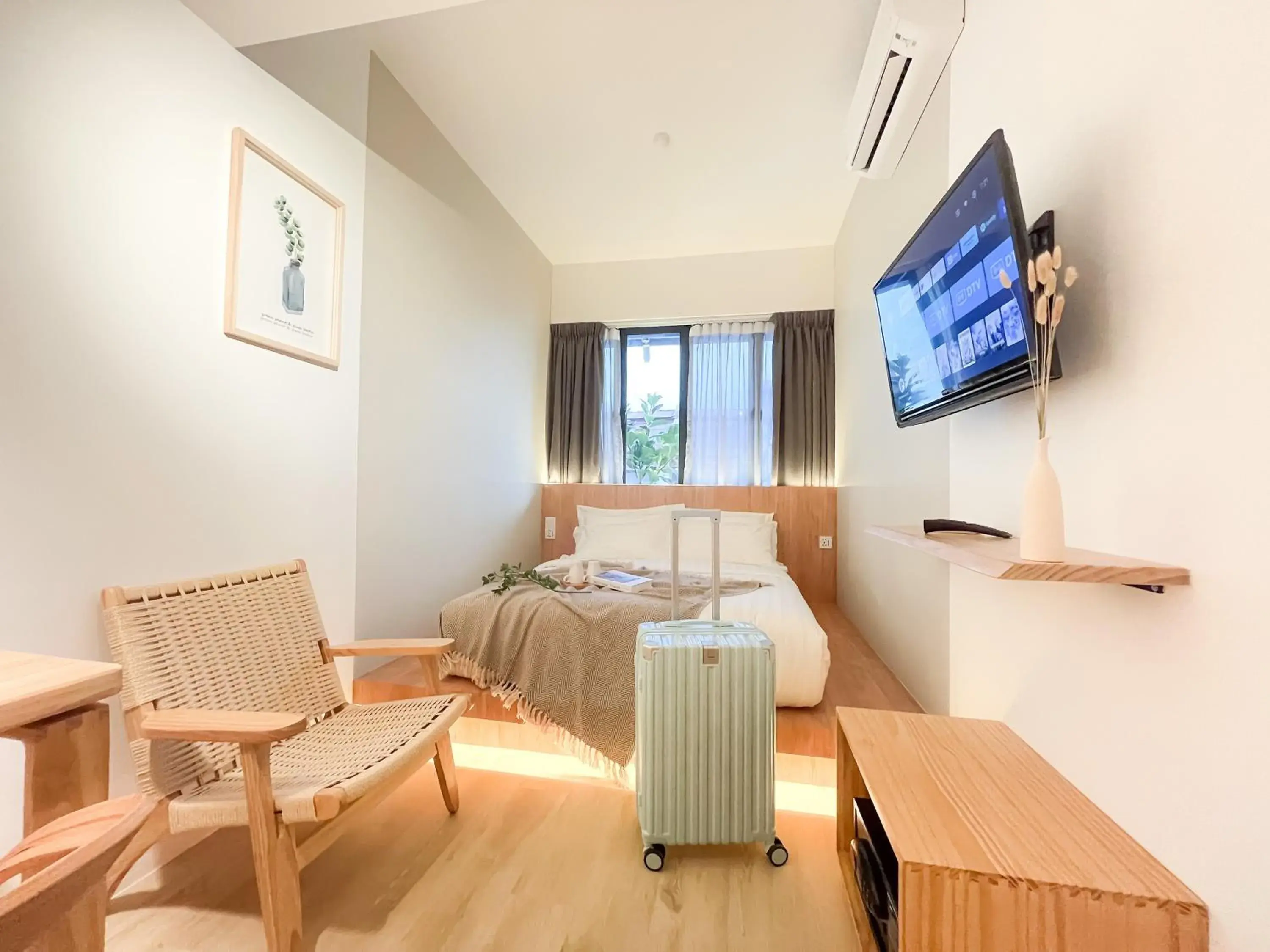 Deluxe Room with Shared Bathroom - single occupancy in Sleep Box Penang Deluxe Room with Shared Bathroom - single occupancy in Sleep Box Penang