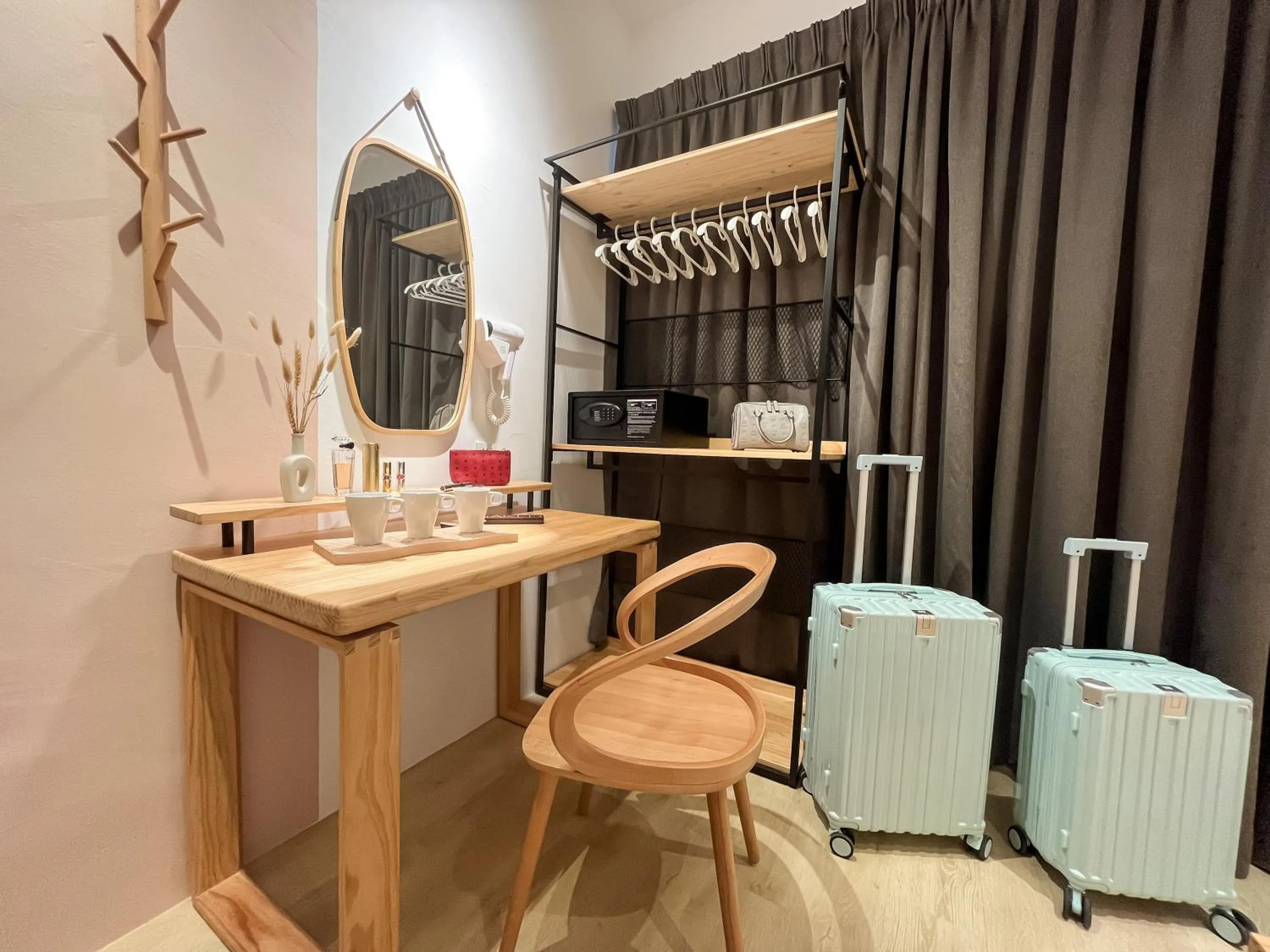 hair dresser in Sleep Box Penang