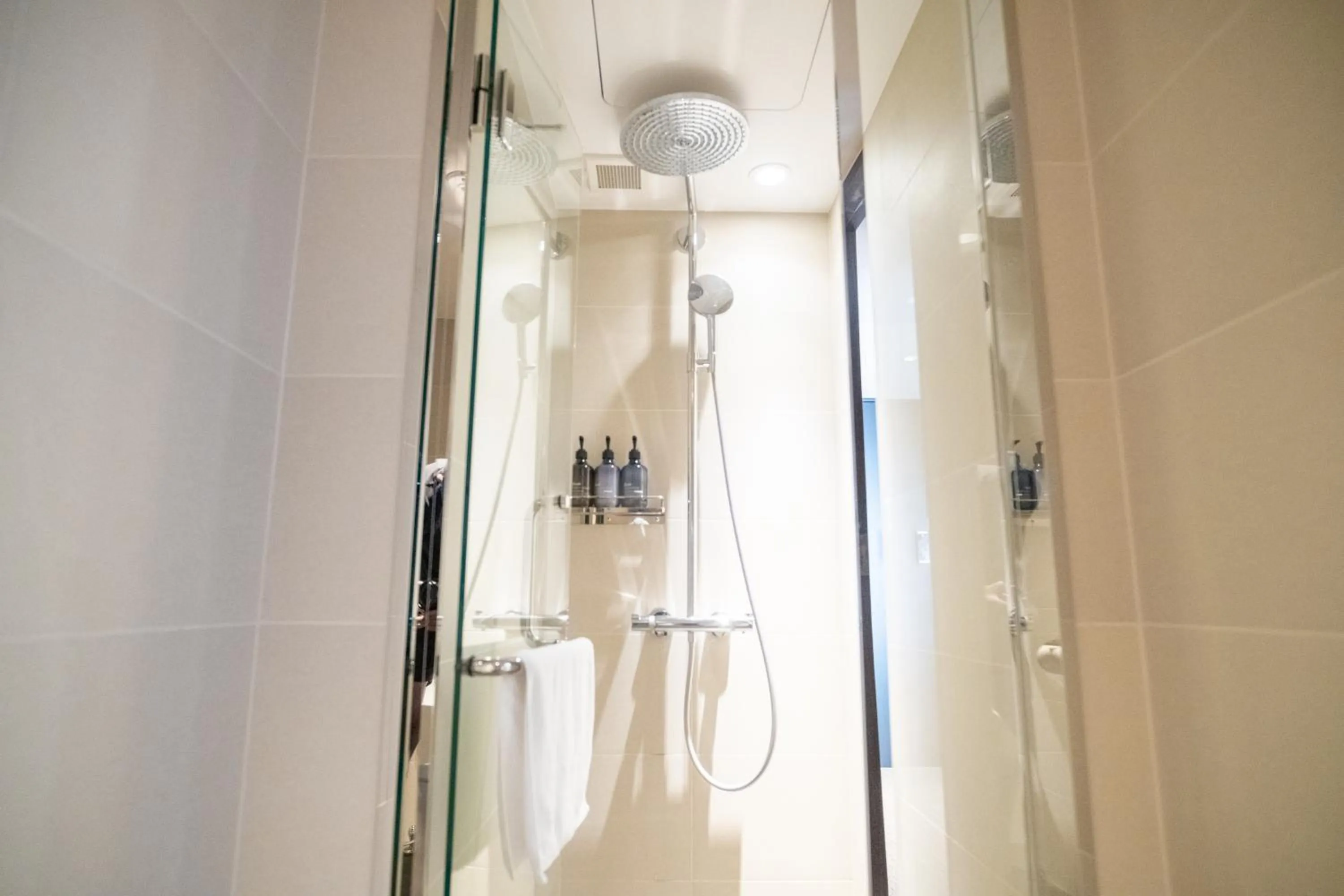 Shower in KABIN Kyoto