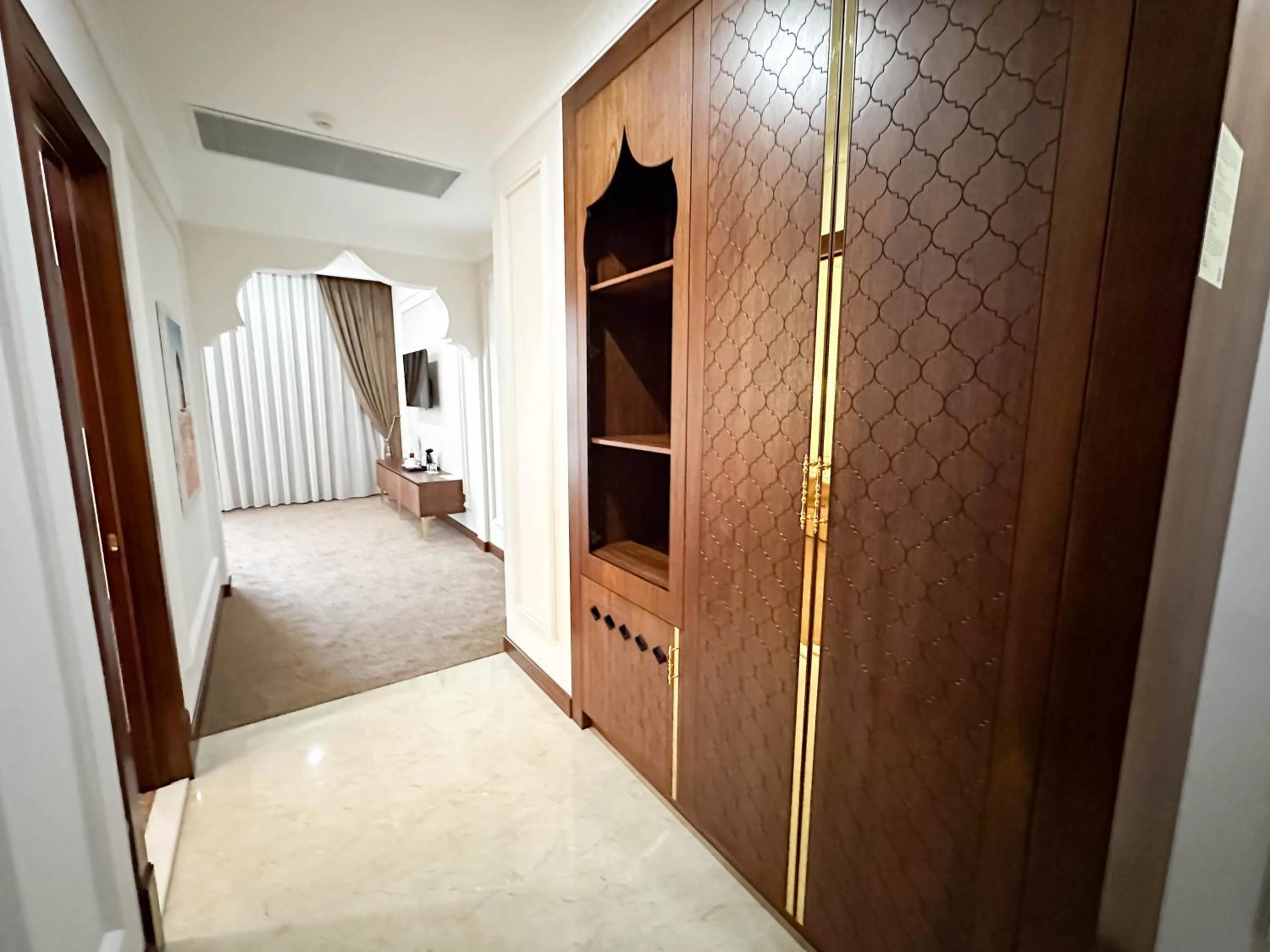 Bed in Reikartz Sote Tashkent