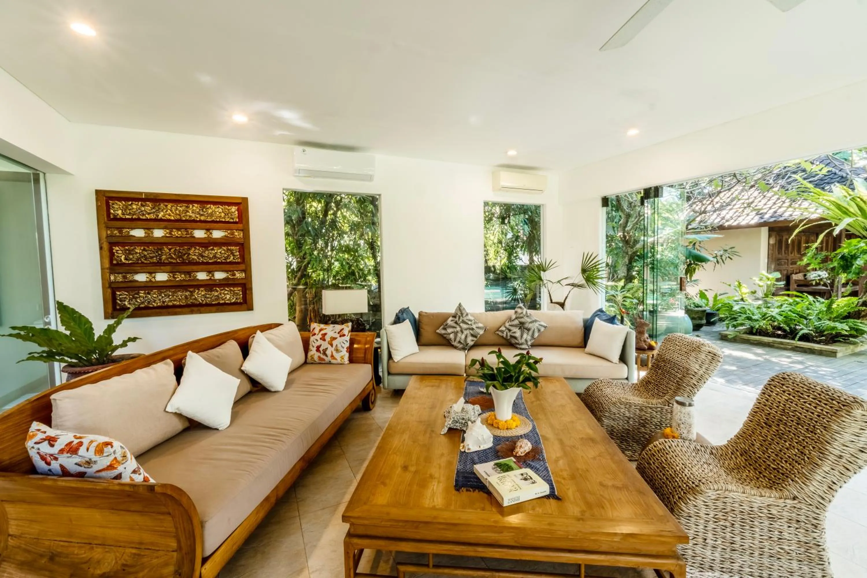 Living room in The Asraya Villa Sanur by Nakula