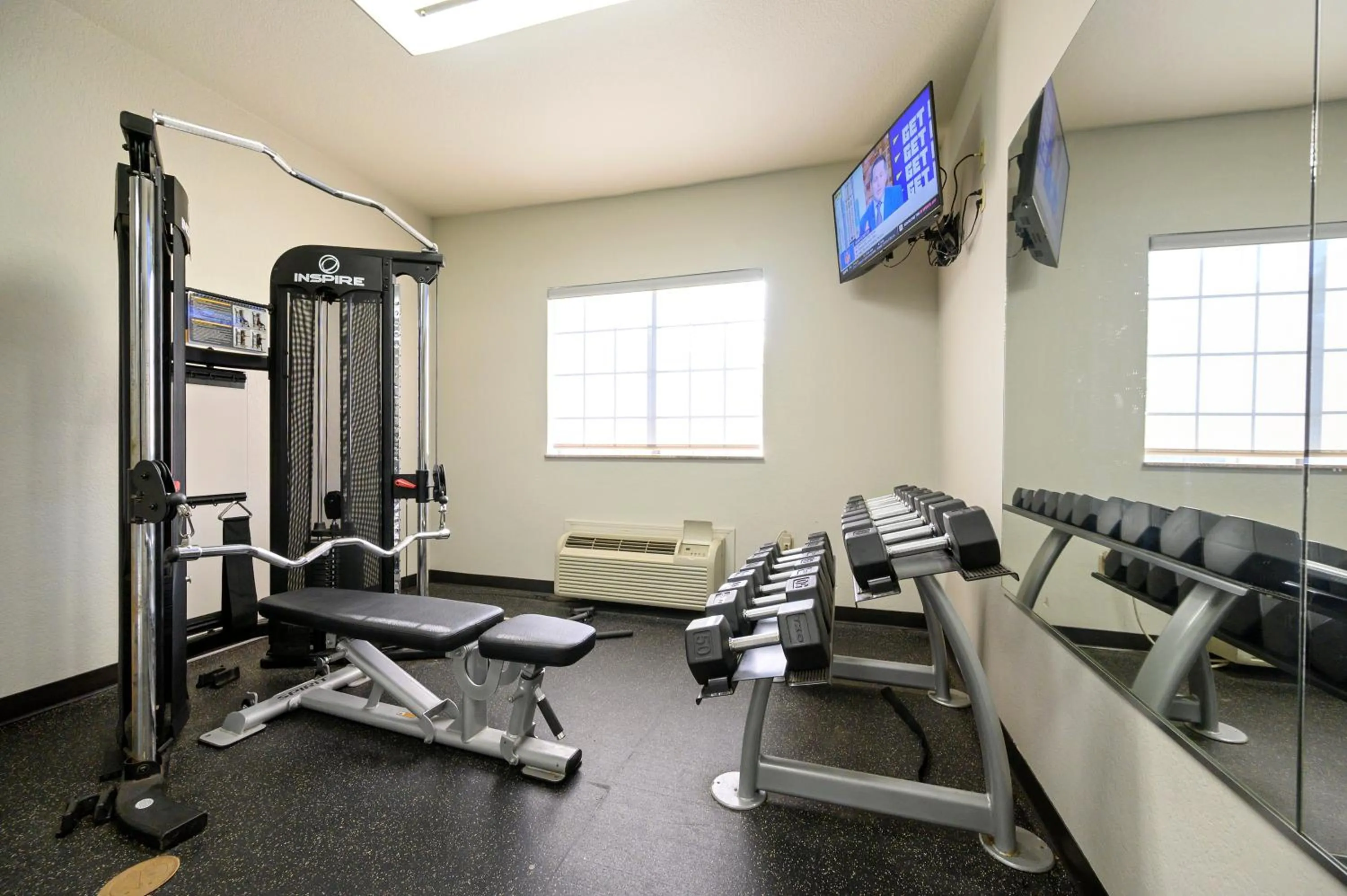 Fitness centre/facilities in HiWay Inn Express of Broken Bow