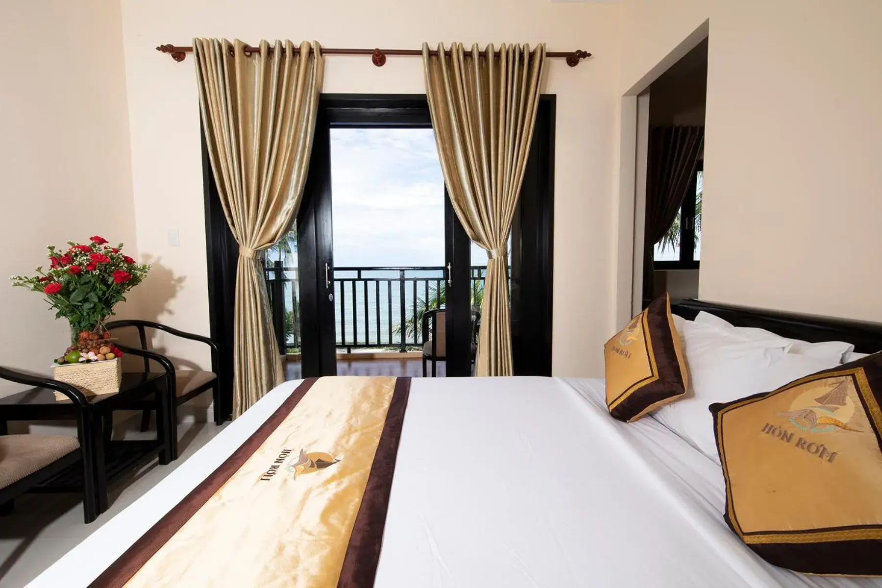 Bed in Hon Rom Central Beach Resort Bed in Hon Rom Central Beach Resort