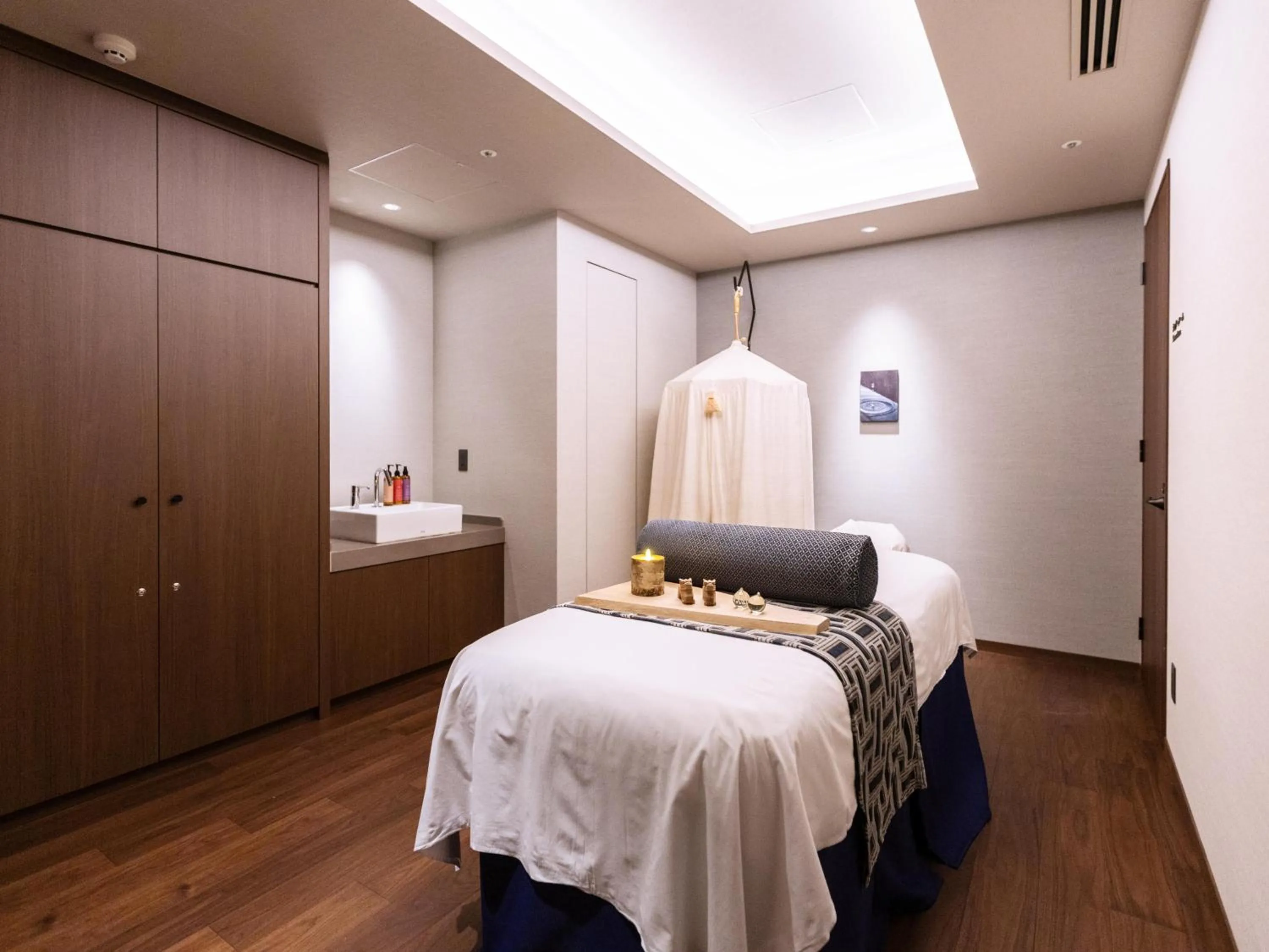 Massage, Bed in Atami Izusan Karaku