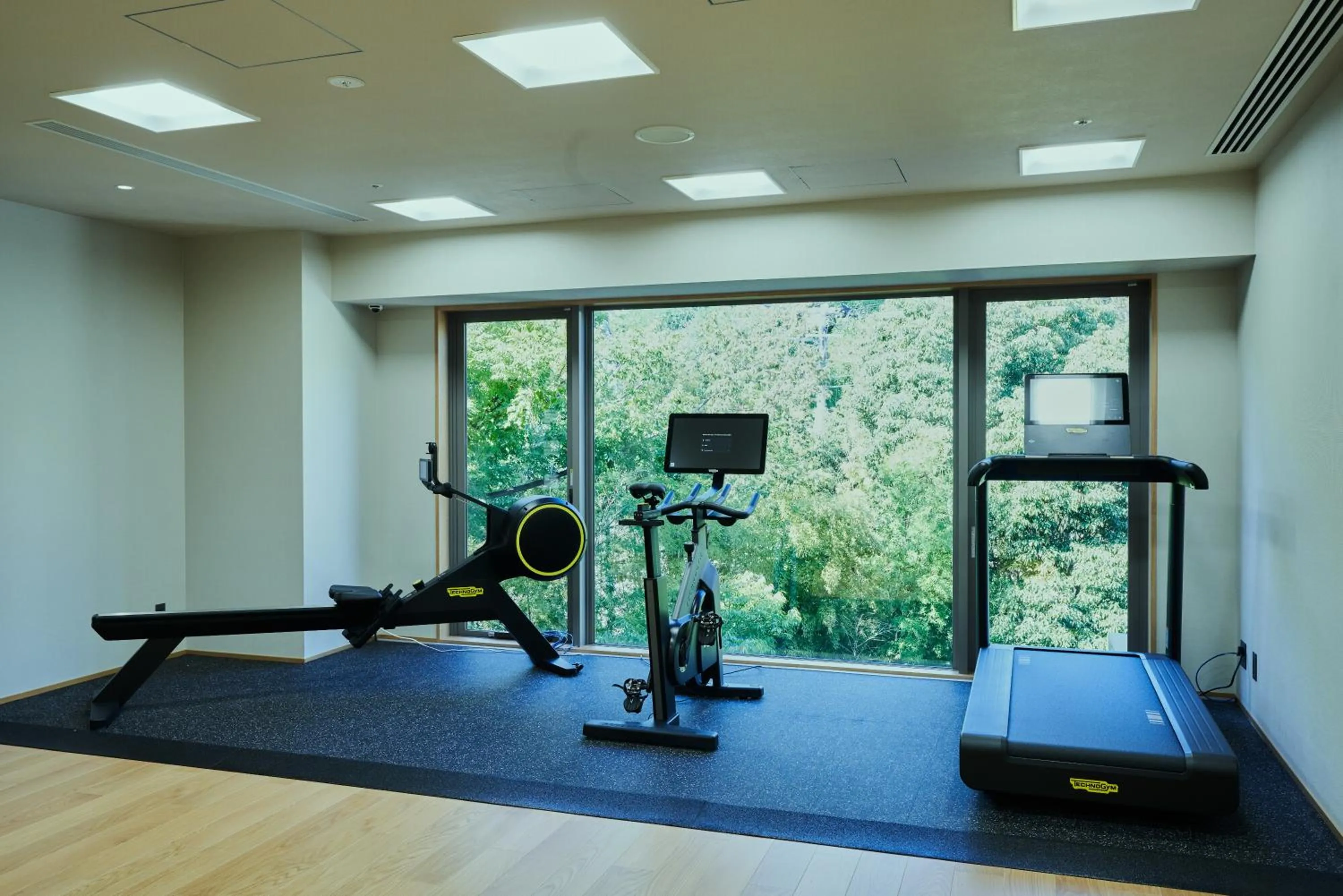 Fitness centre/facilities in Atami Izusan Karaku