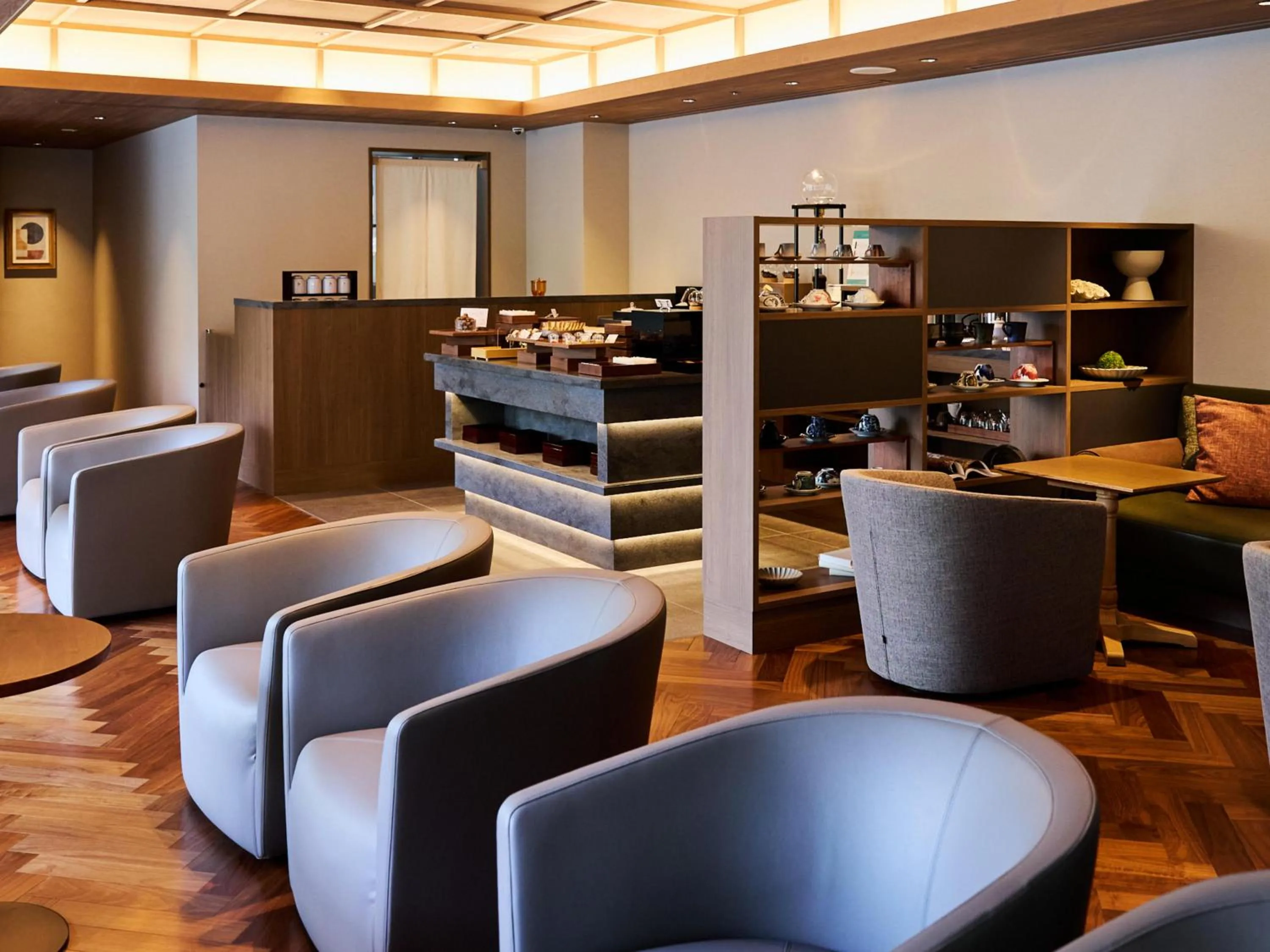 Lounge or bar in Atami Izusan Karaku