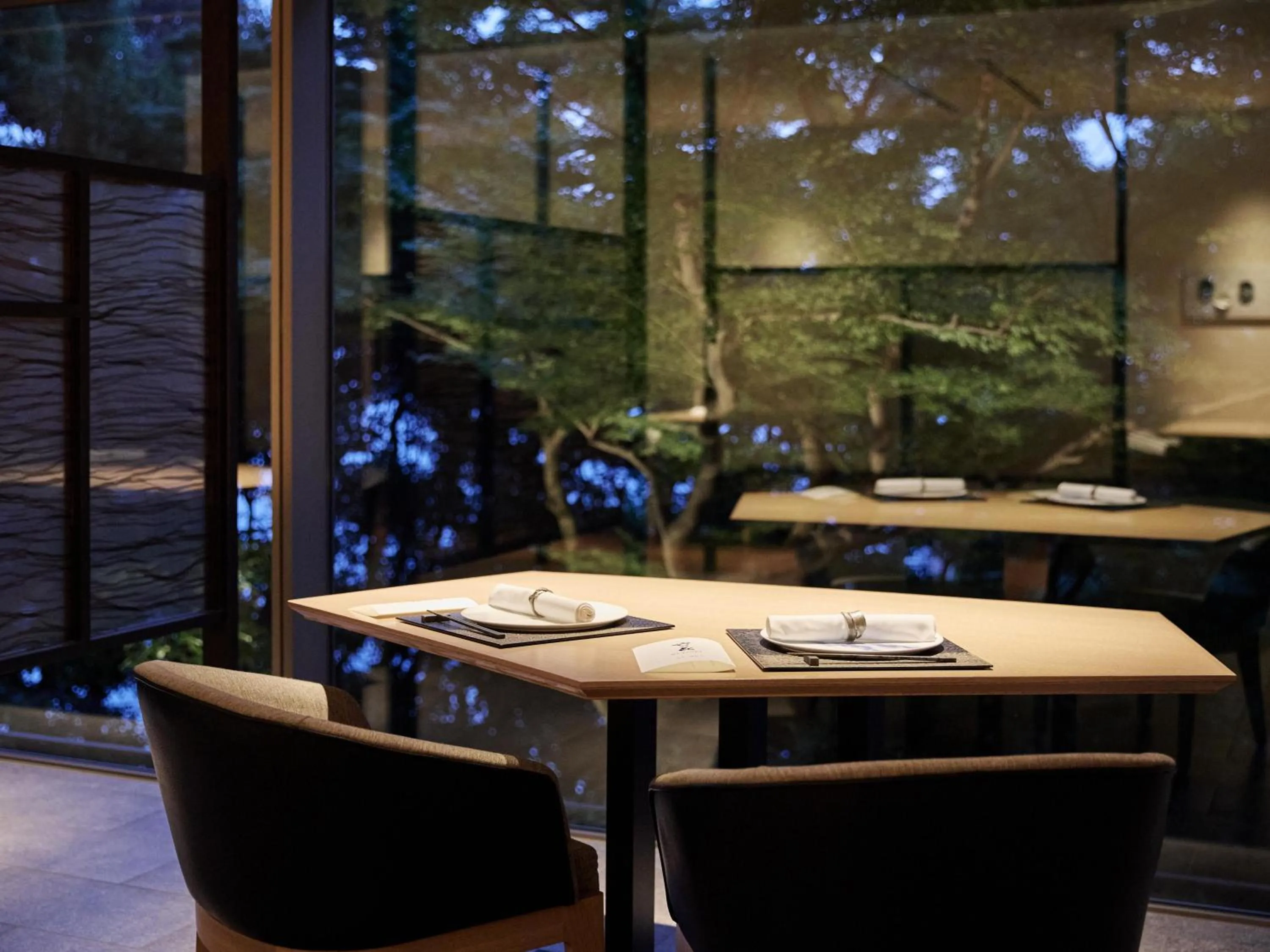 Restaurant/places to eat in Atami Izusan Karaku