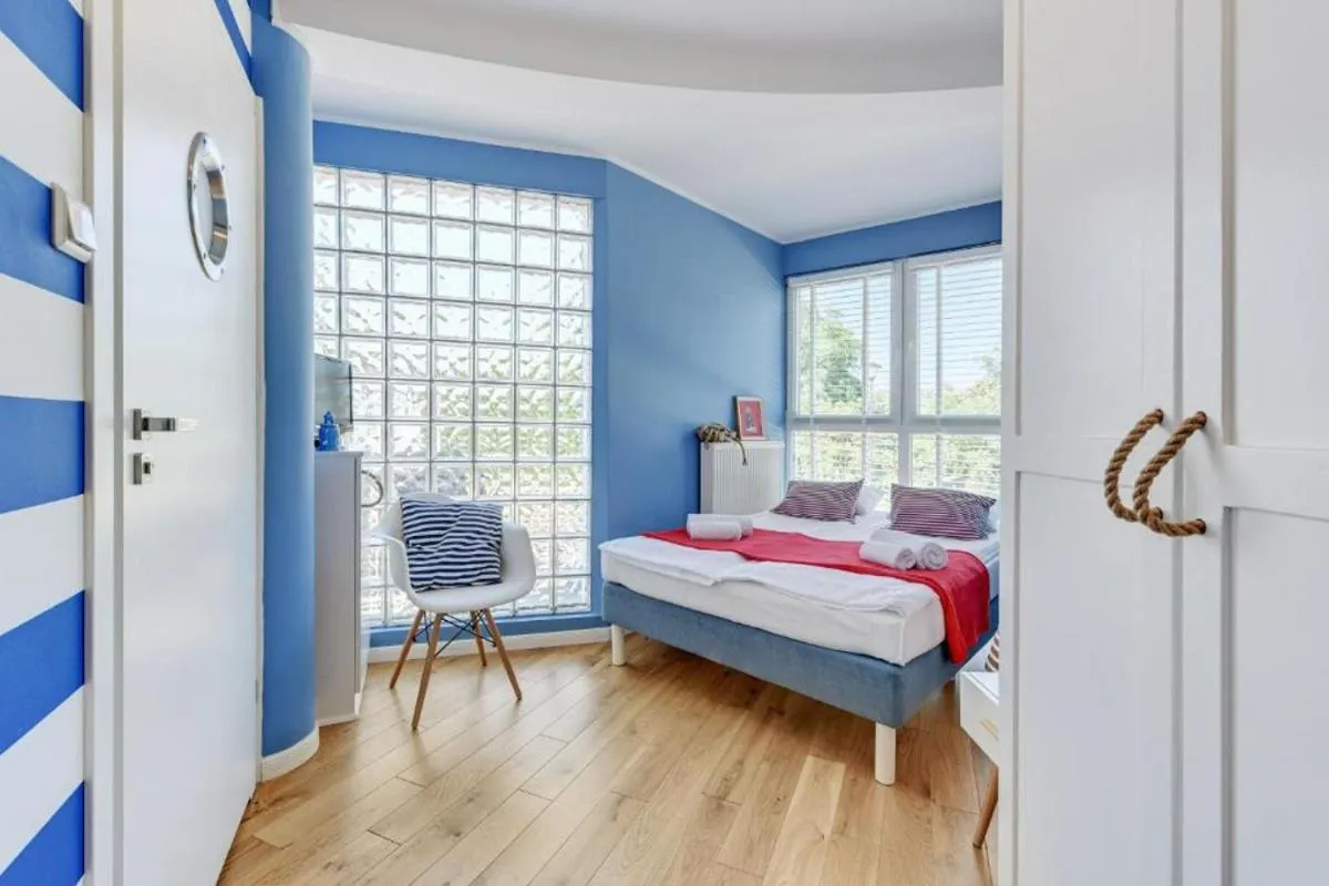 Bed in Navy Group - Willa Marina