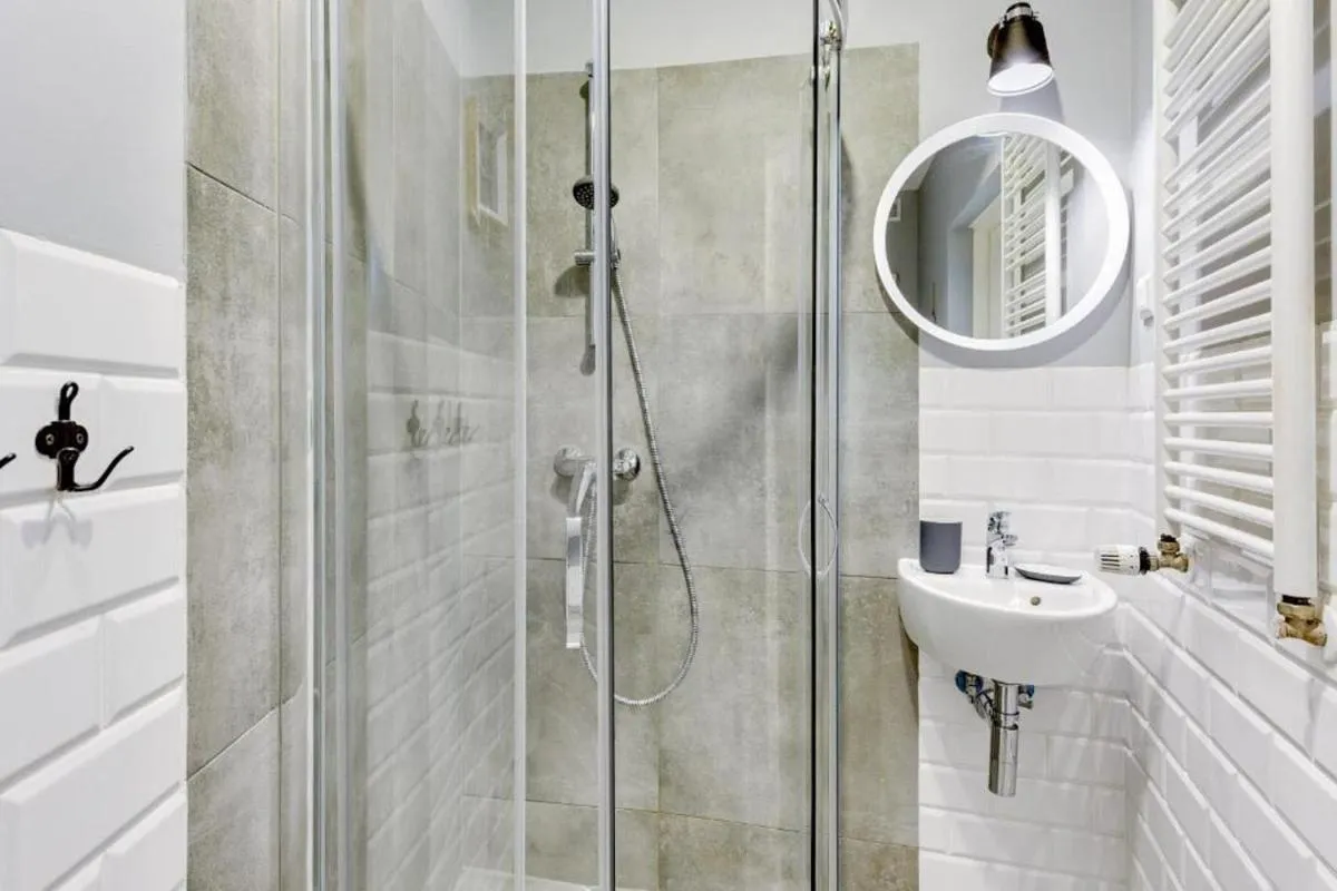 Bathroom in Navy Group - Willa Marina