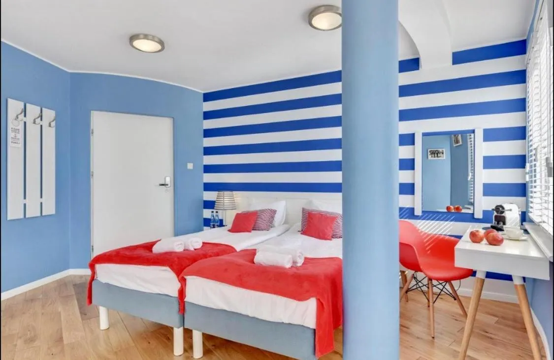 Bed in Navy Group - Willa Marina