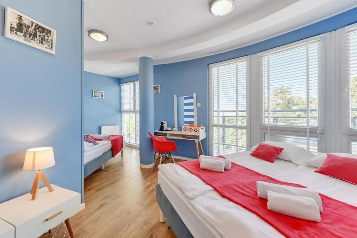 Bed in Navy Group - Willa Marina