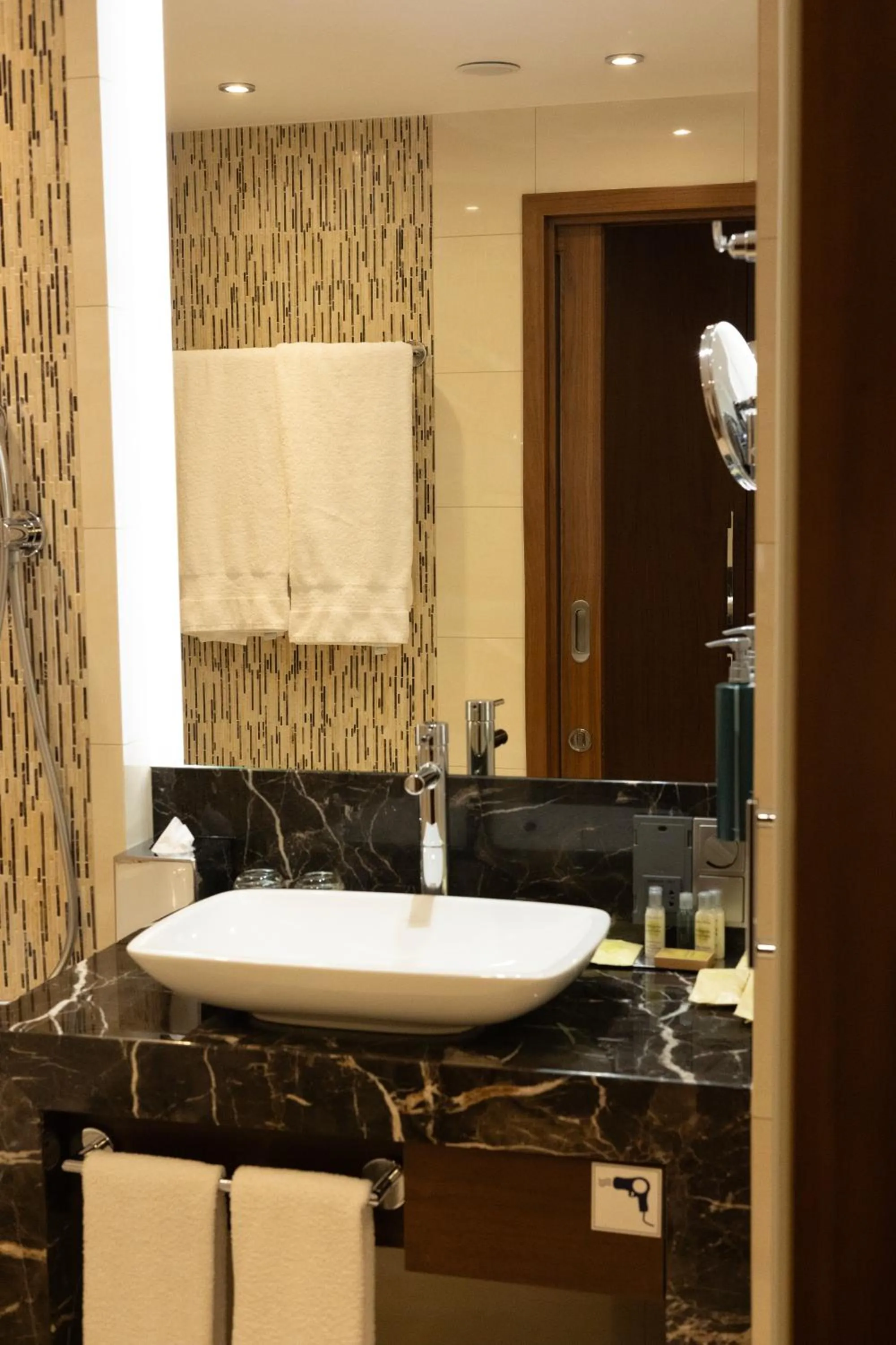 DoubleTree by Hilton Hotel & Conference Centre Warsaw