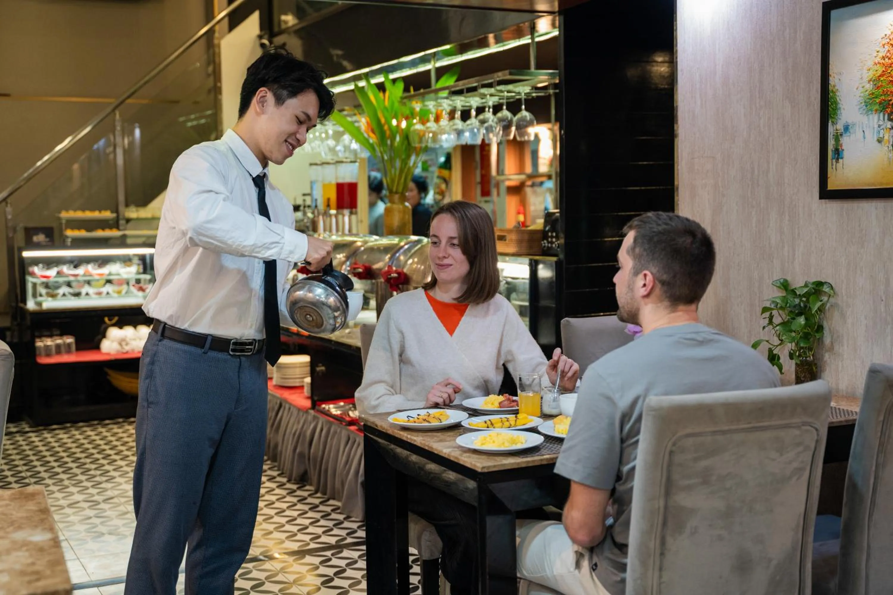 Restaurant/places to eat in Ja Cosmo Hotel and Spa