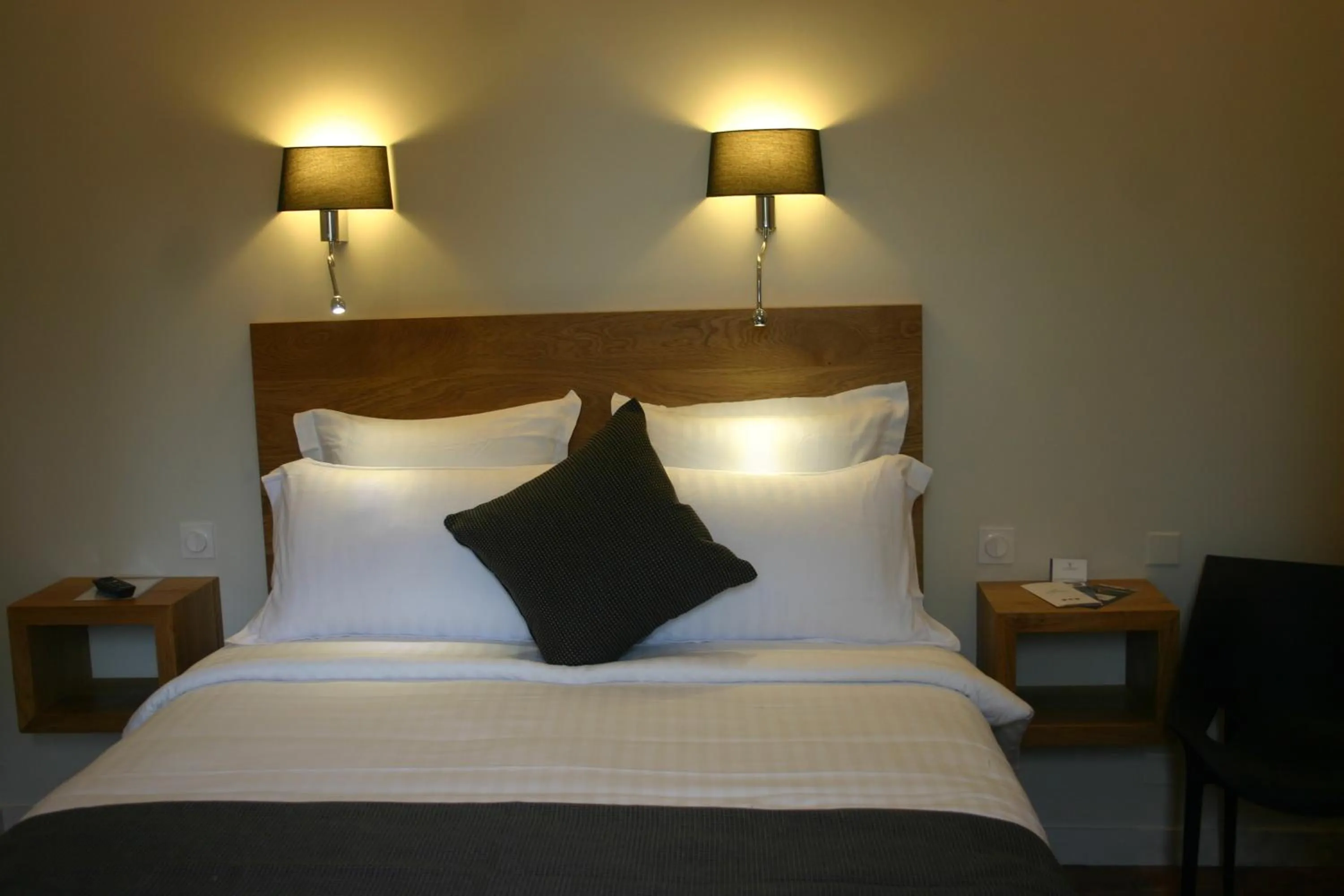 Bed in La Terrasse - Hôtel Restaurant à Vézelay