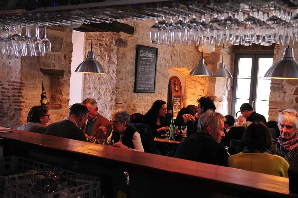 Restaurant/places to eat in La Terrasse - Hôtel Restaurant à Vézelay