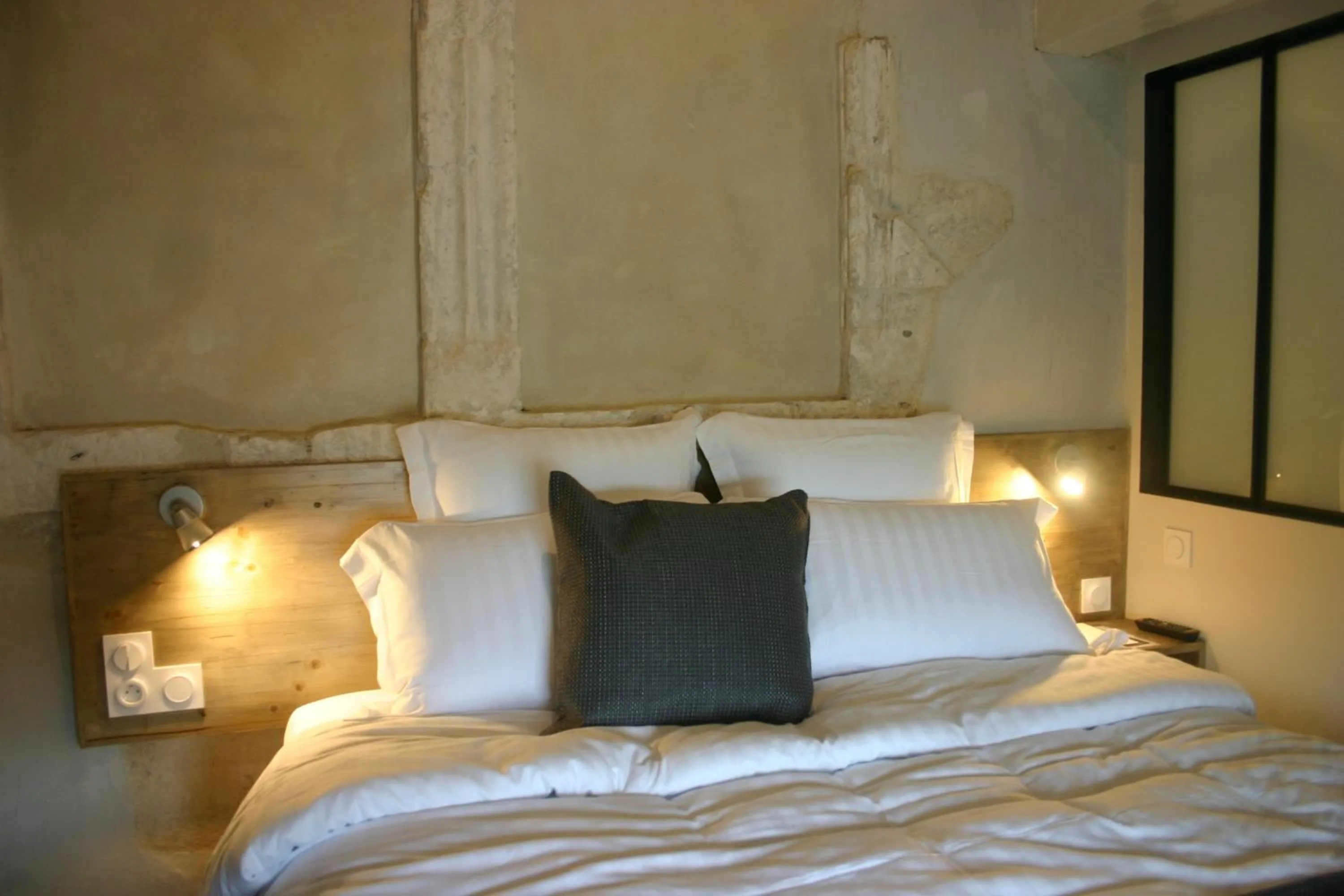 Bed in La Terrasse - Hôtel Restaurant à Vézelay