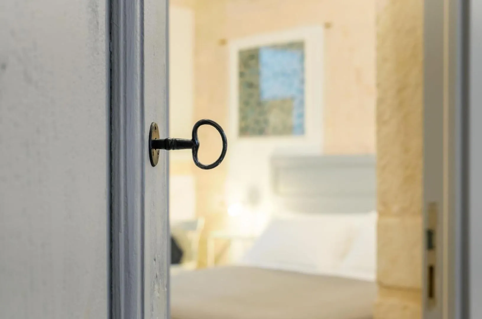 Property building, Bed in Murr Luxury Rooms