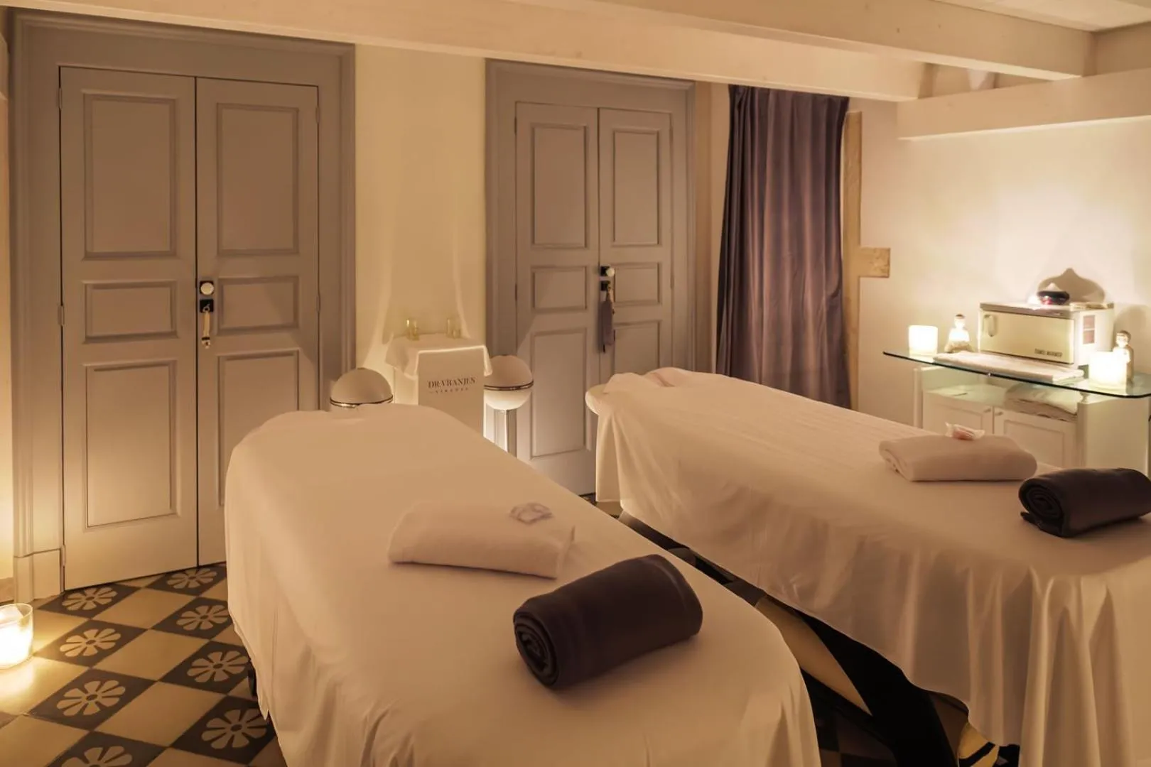 Massage, Bed in Murr Luxury Rooms