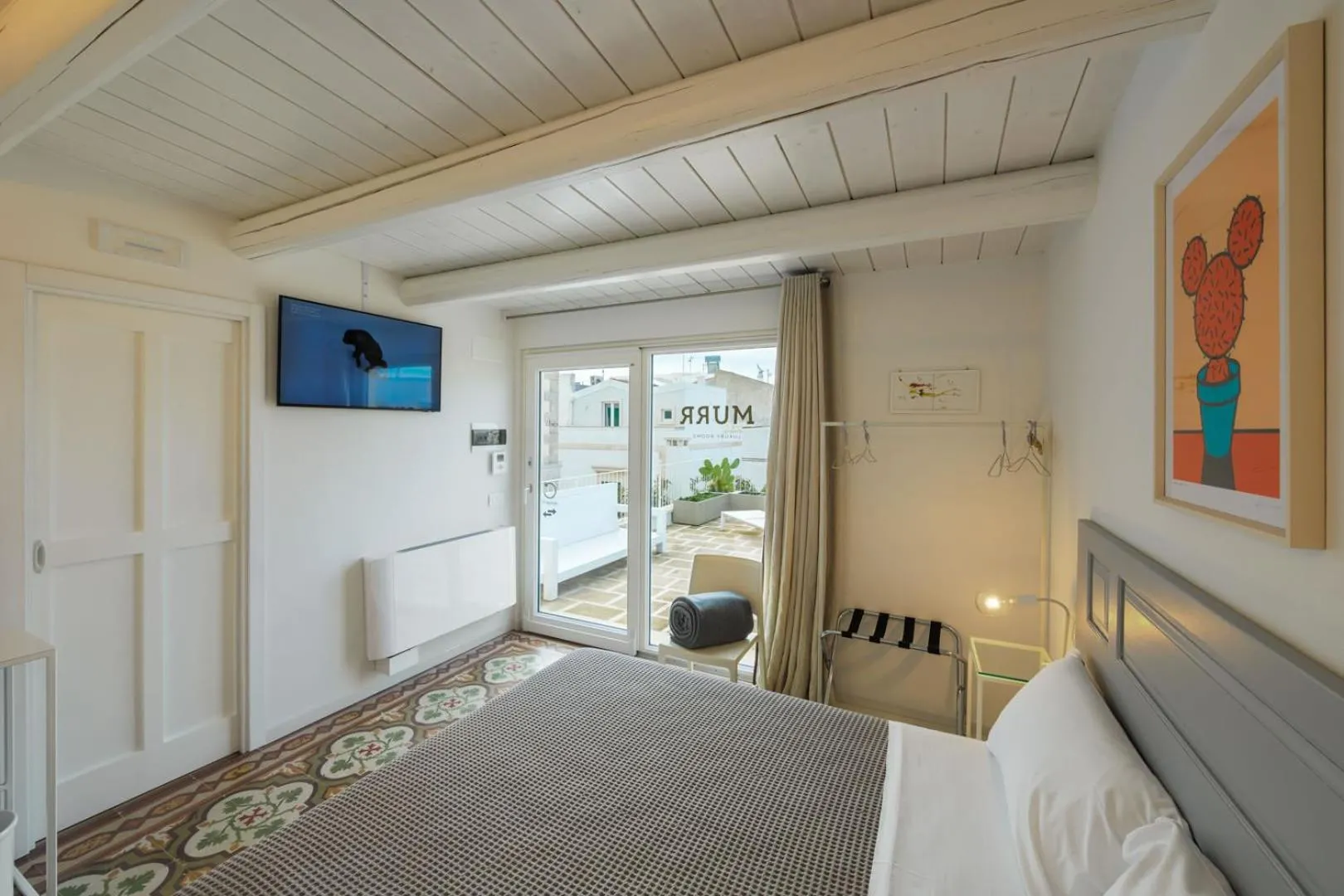TV and multimedia, Bed in Murr Luxury Rooms