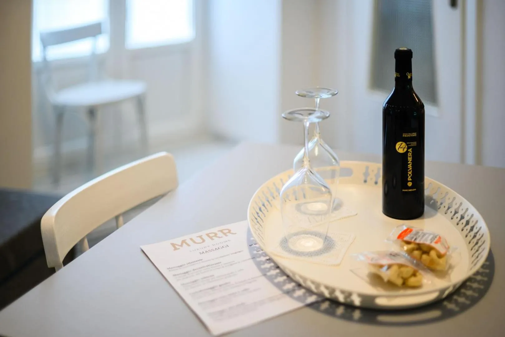 Food and drinks in Murr Luxury Rooms