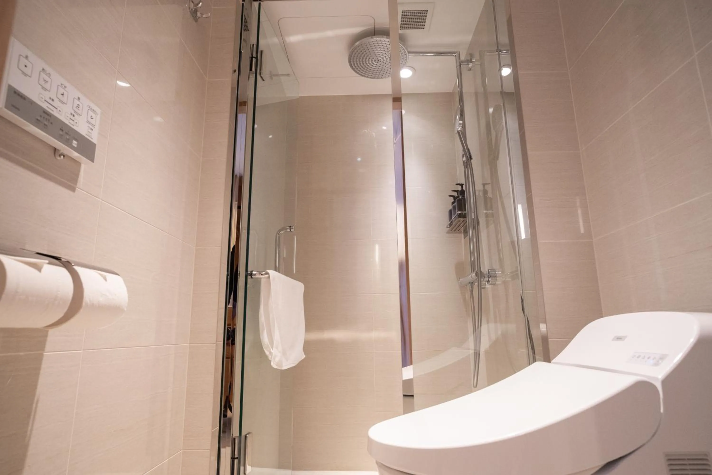 Shower in KABIN Koji