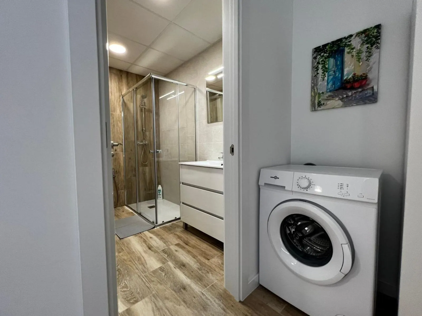 Shower in Rodrigues 15