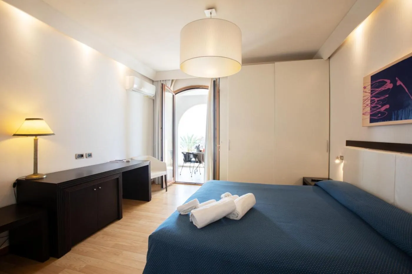 Bed in Hotel Aurora e del Benessere