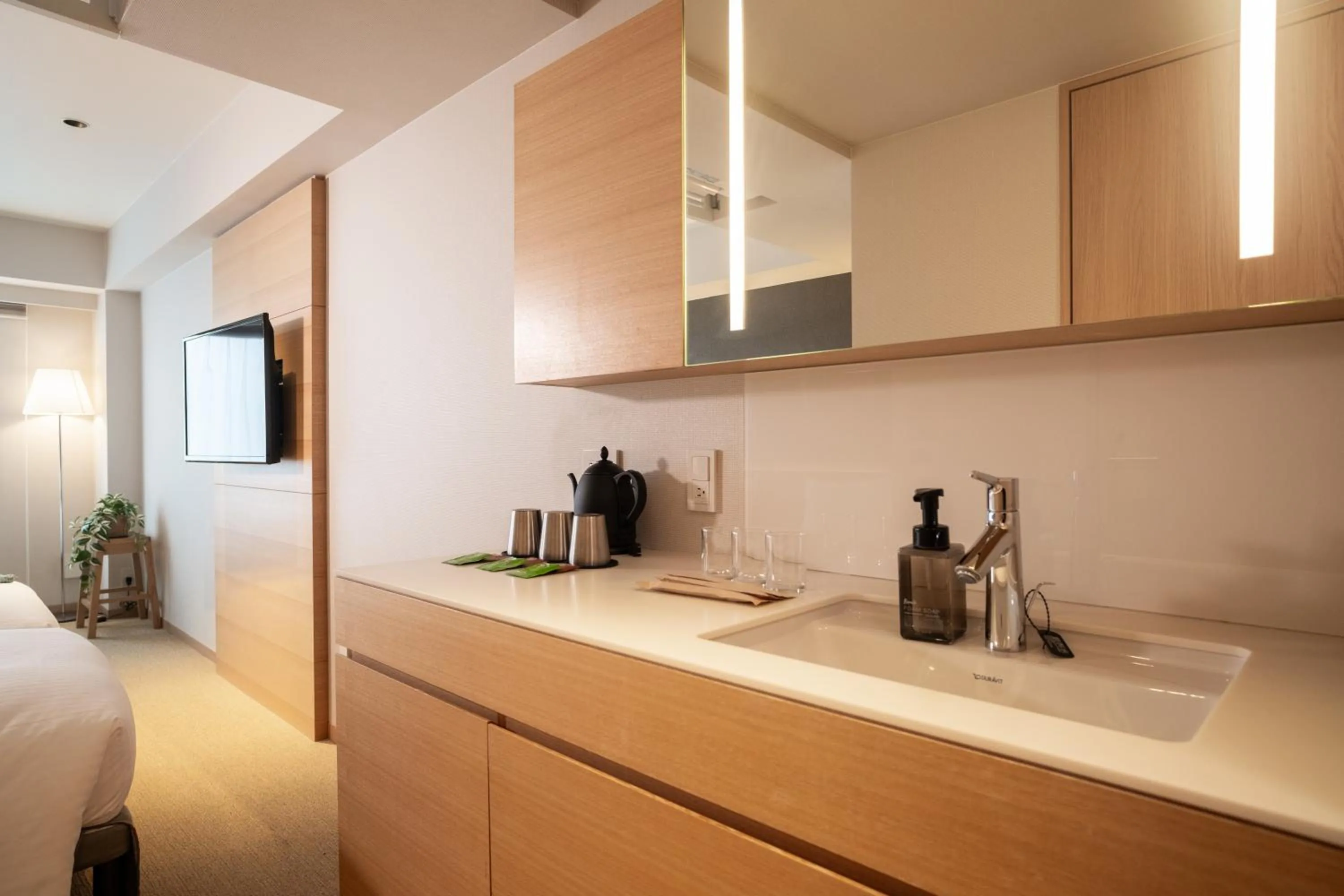 Photo of the whole room in KABIN Taka