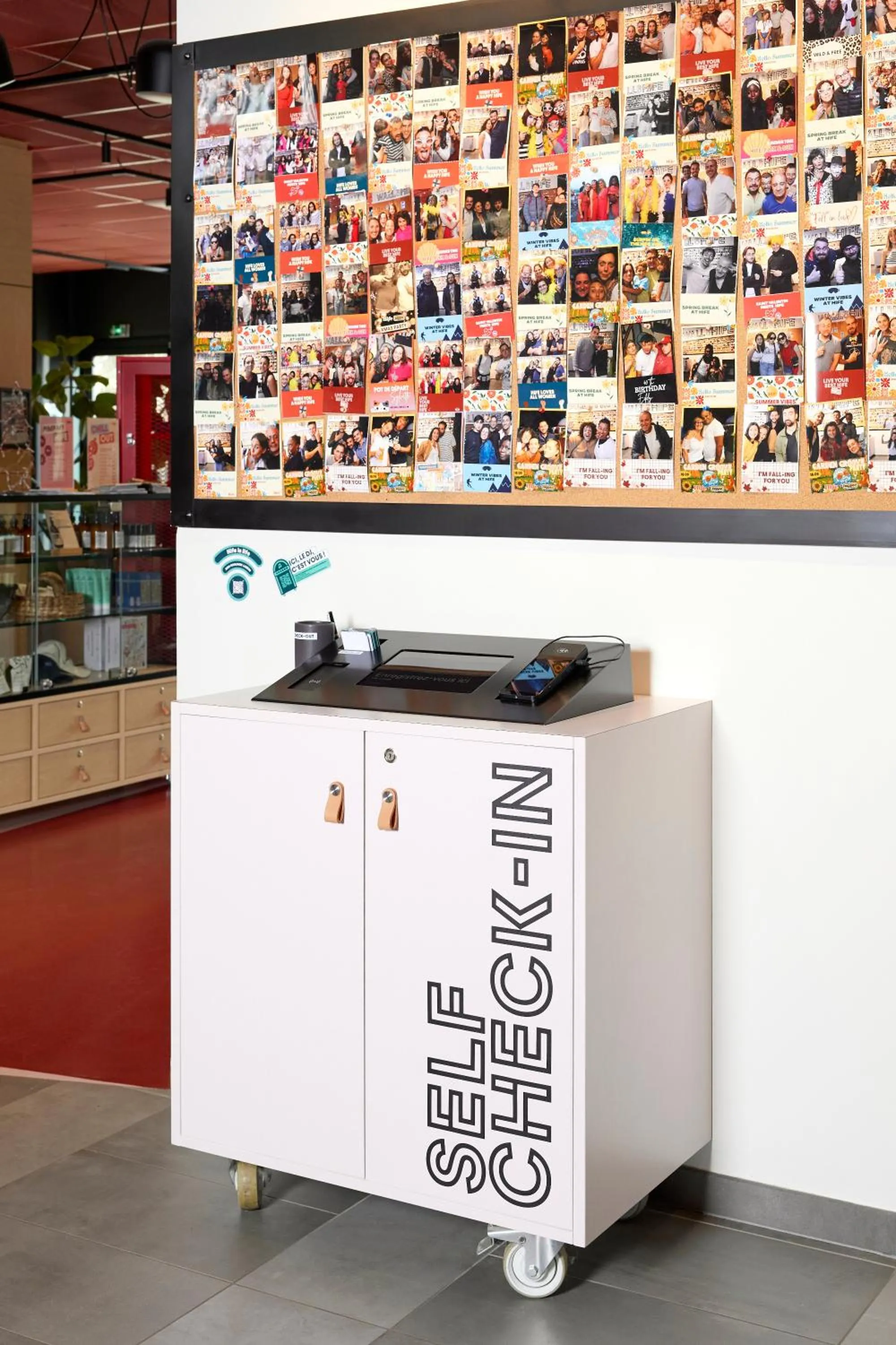 Lobby or reception in Hife Toulouse Sud Labège