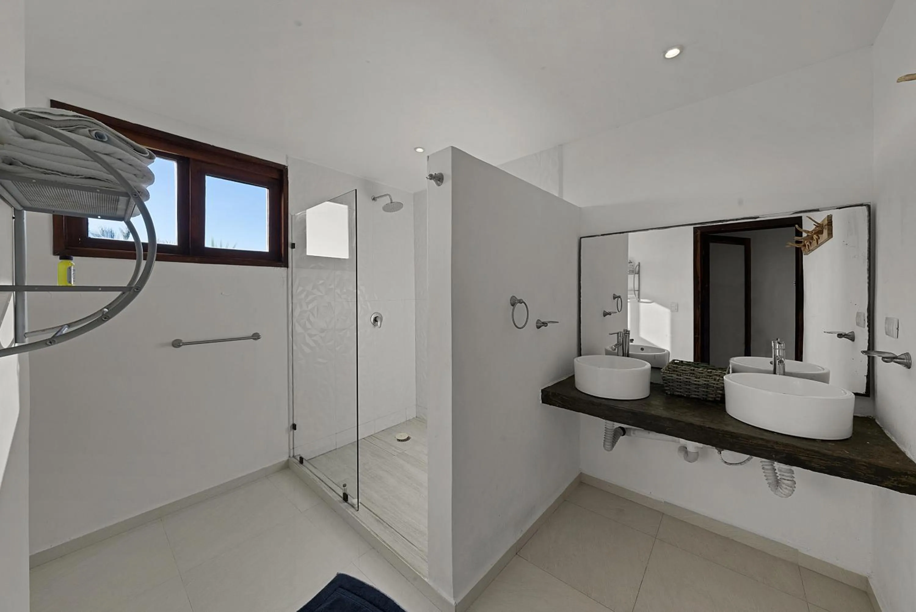 Shower in Playa Canek Beachfront Eco Hotel