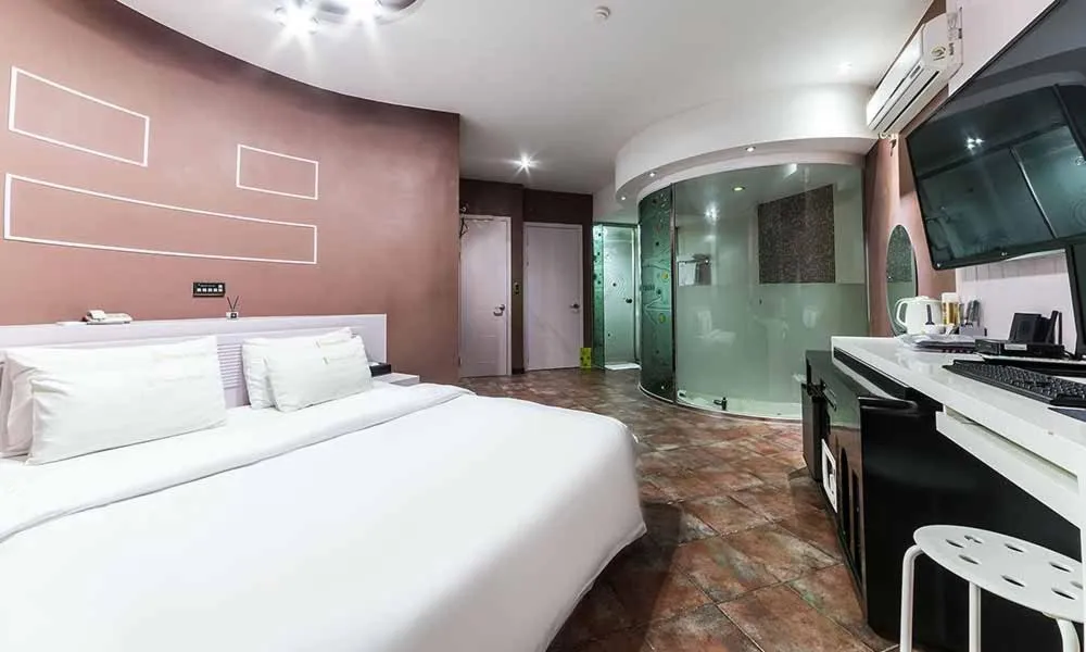 Photo of the whole room, Bed in Paju Picasso