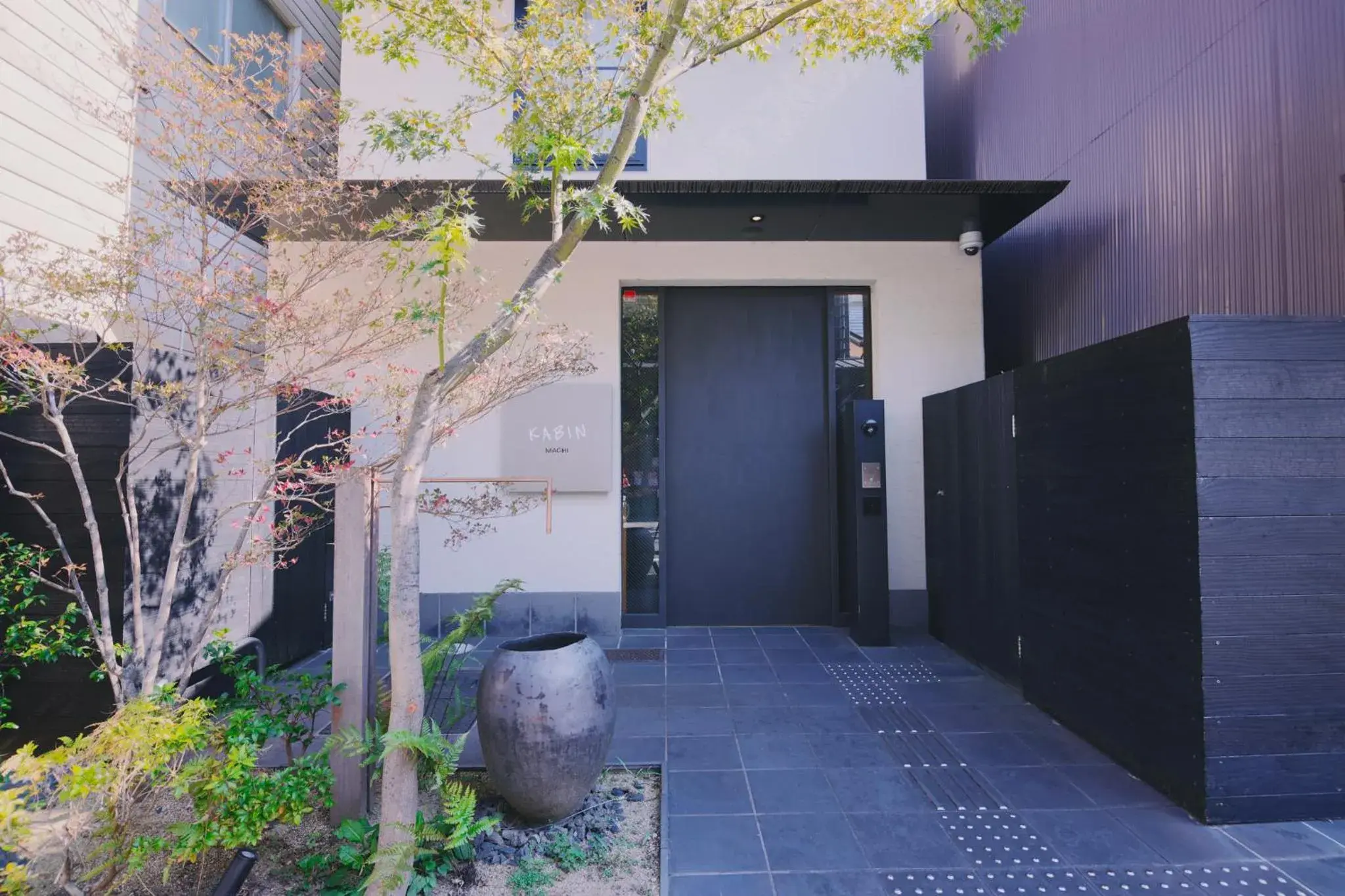 Property building in KABIN Machi Property building in KABIN Machi