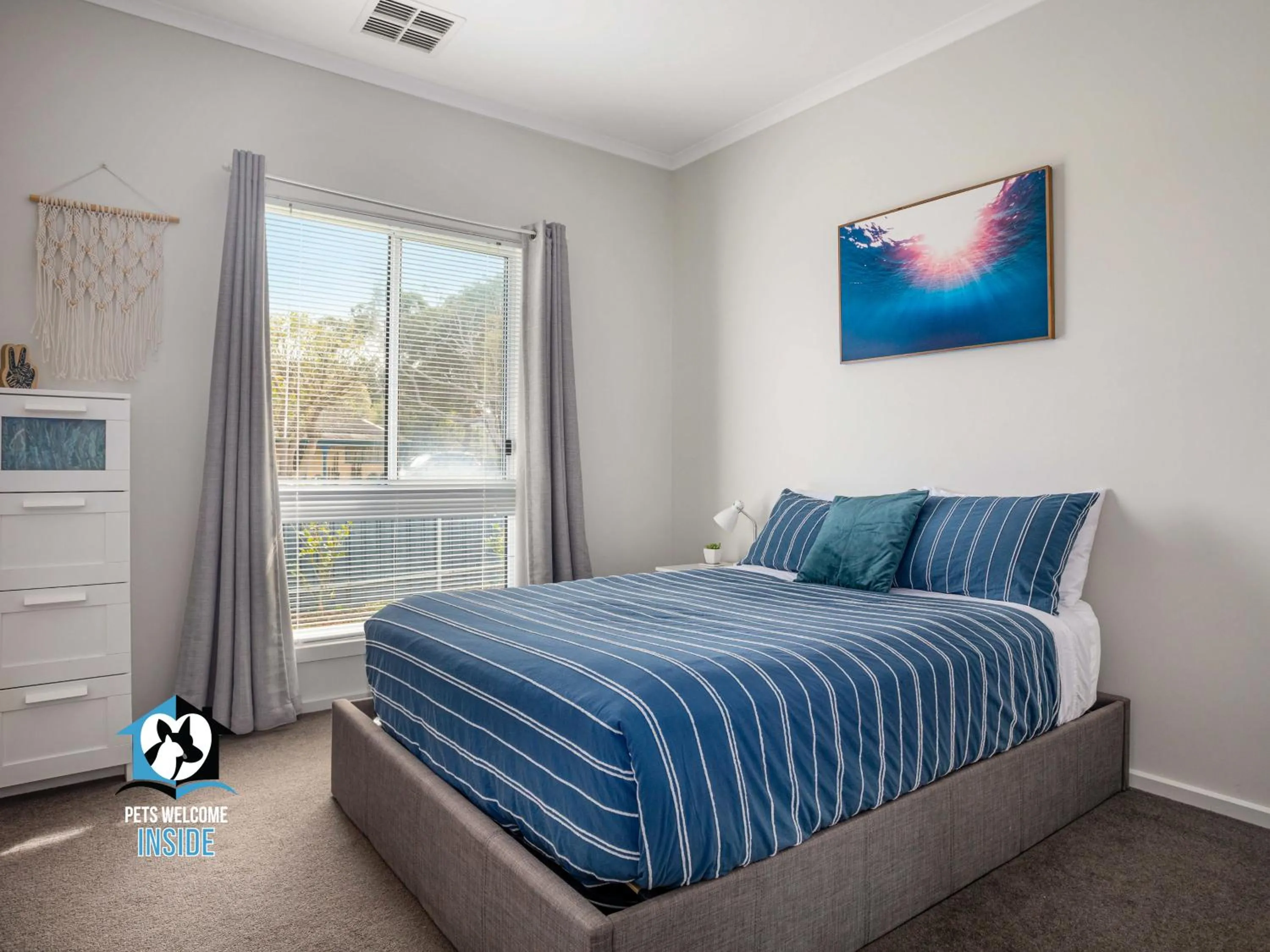 Bed in 3BR Contemporary Home with Sea Views