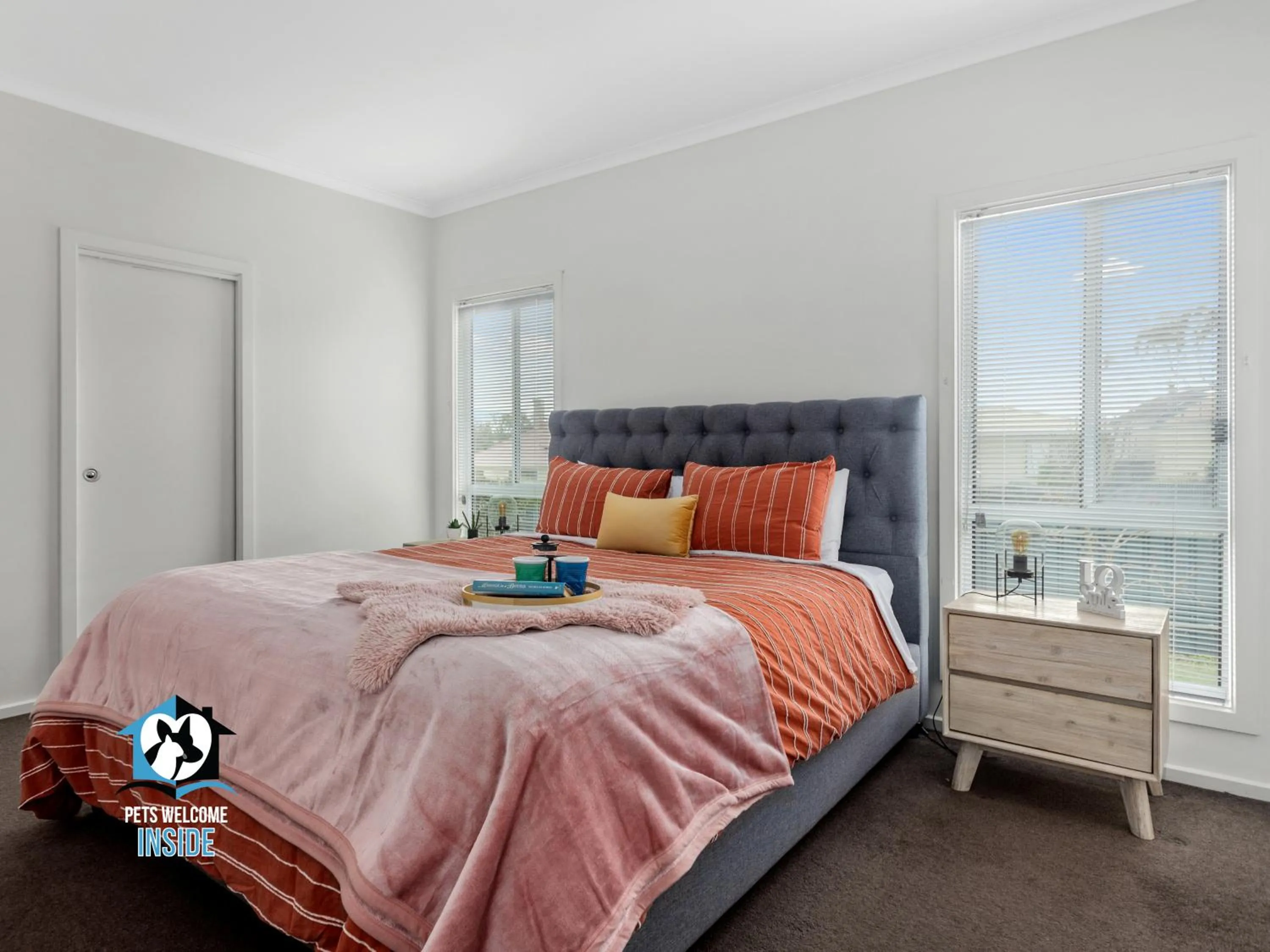 Bed in 3BR Contemporary Home with Sea Views
