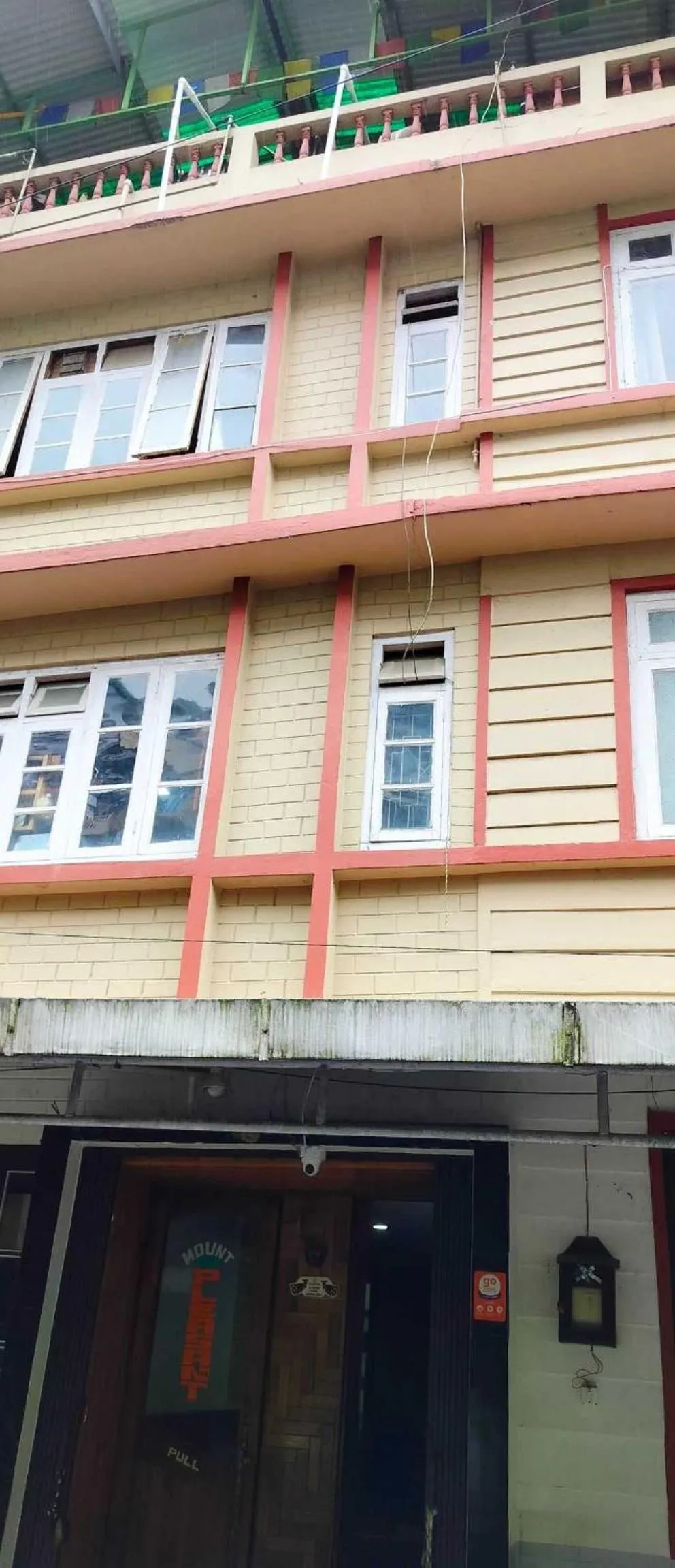 Facade/entrance in Collection O Mount Pleasant