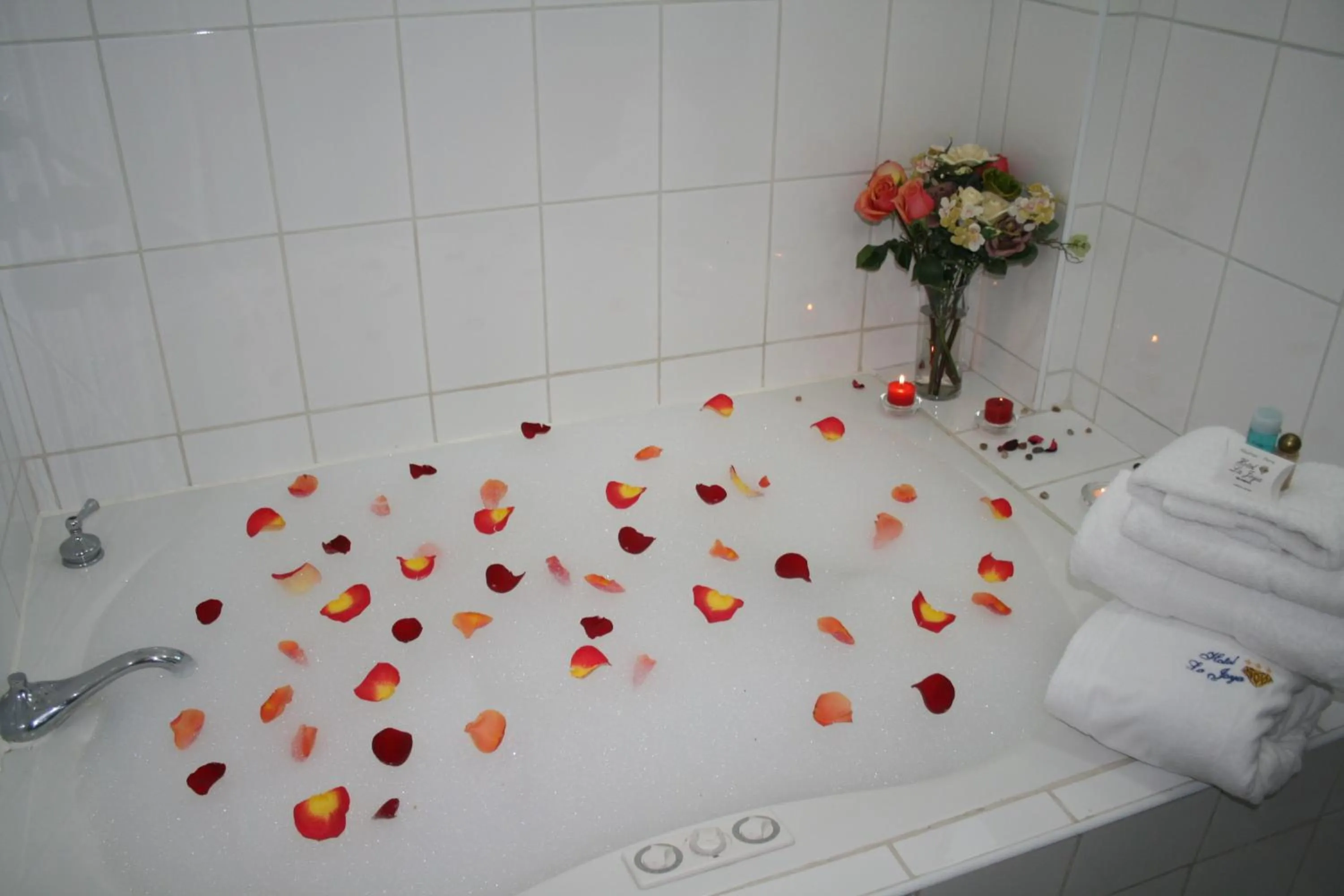 Bathroom in Hotel La Joya