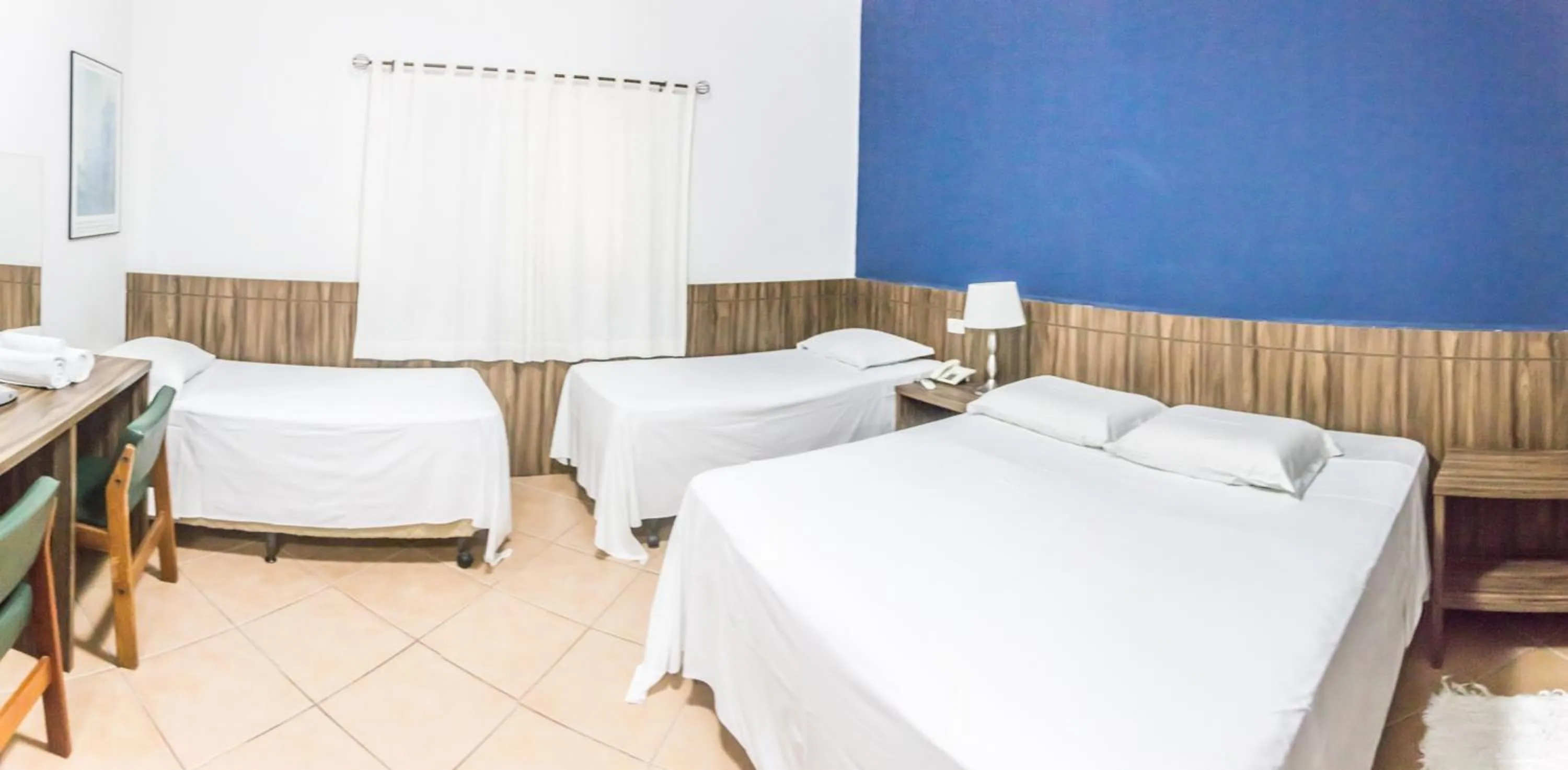 Bed in Samambaia Executive Hotel