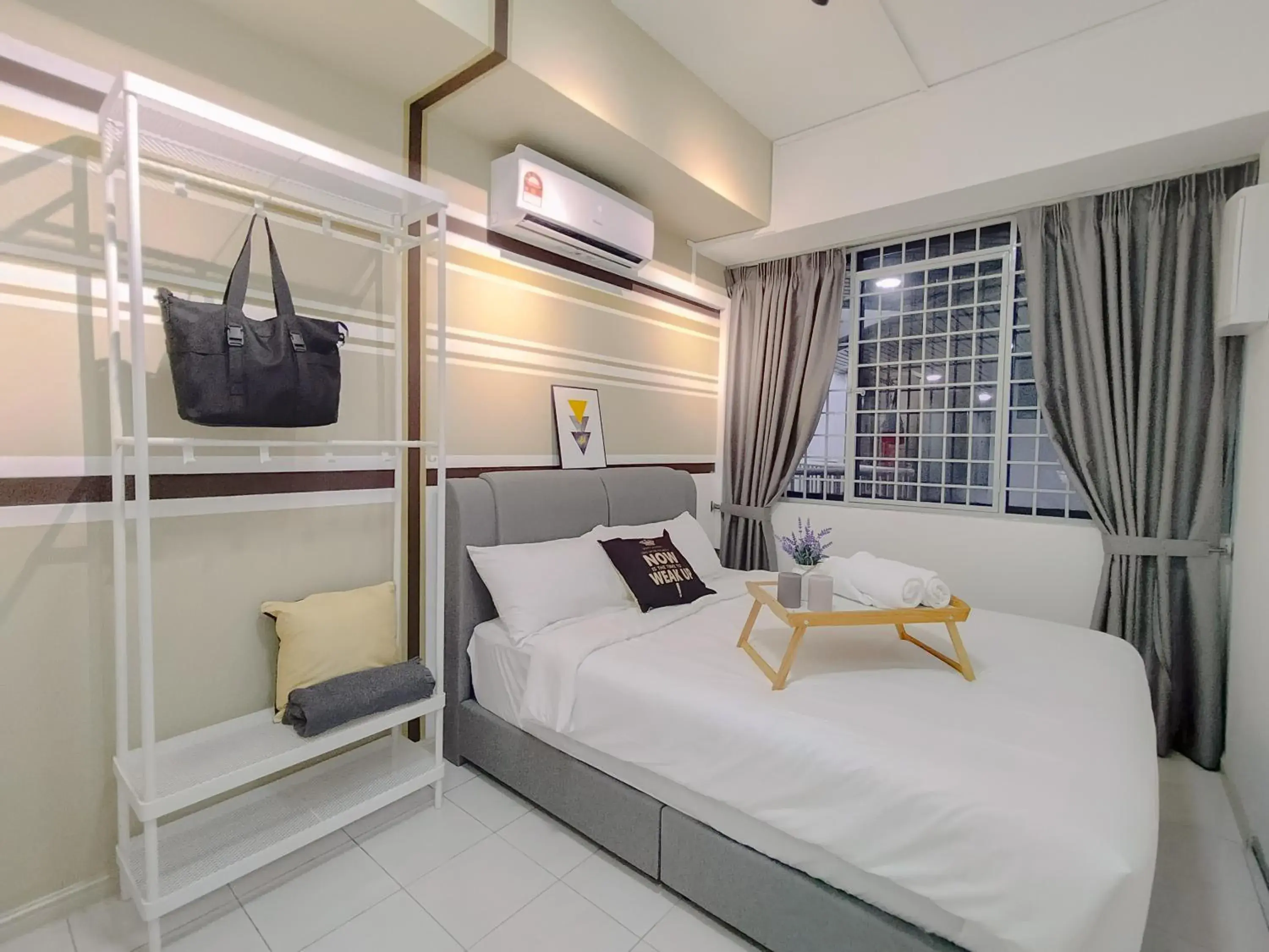 Bed in Plaza Berjaya By Manhattan Group Bed in Plaza Berjaya By Manhattan Group